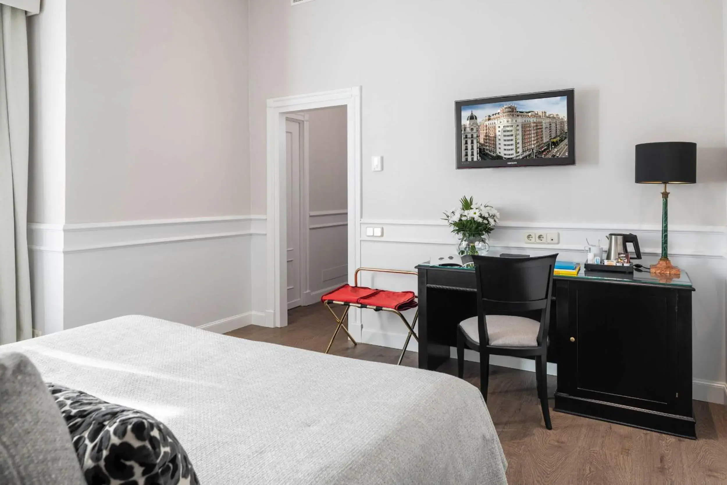 Bedroom, Bed in Emperador Bedroom, Bed in Emperador