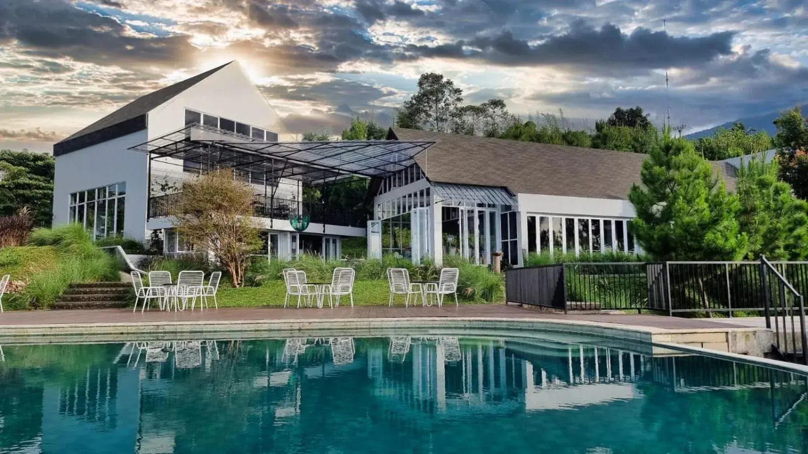 Leuweung Geledegan Ecoldge Leuweung Geledegan Ecoldge