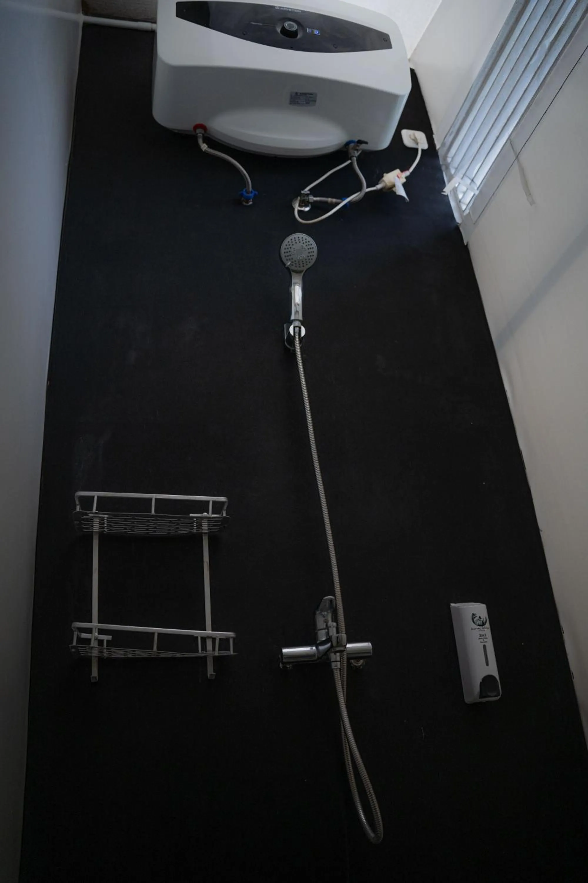 Bathroom in Leuweung Geledegan Ecoldge