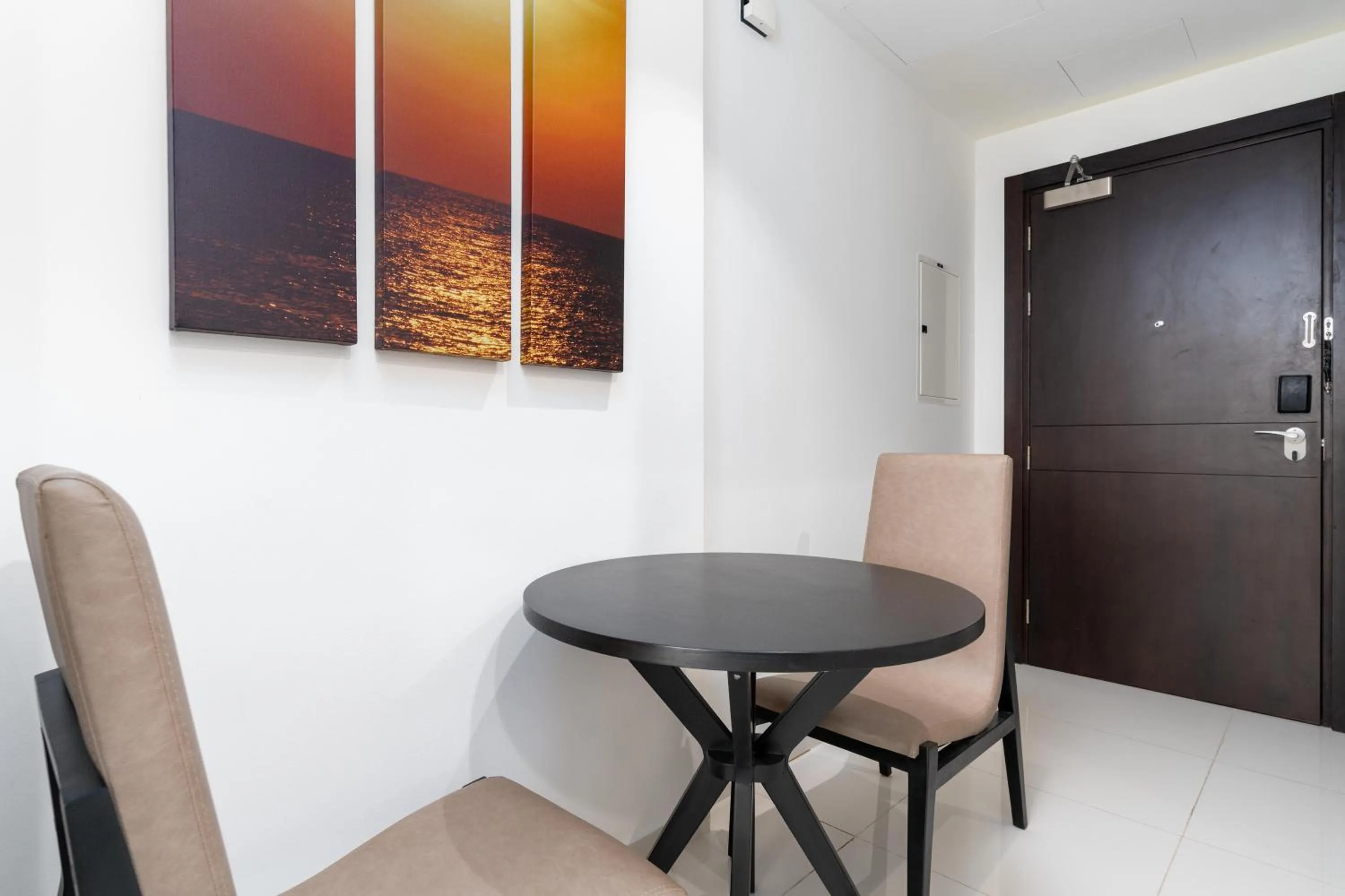 Dining area in Vacay lettings - Upgraded studio at Damac tower JVC