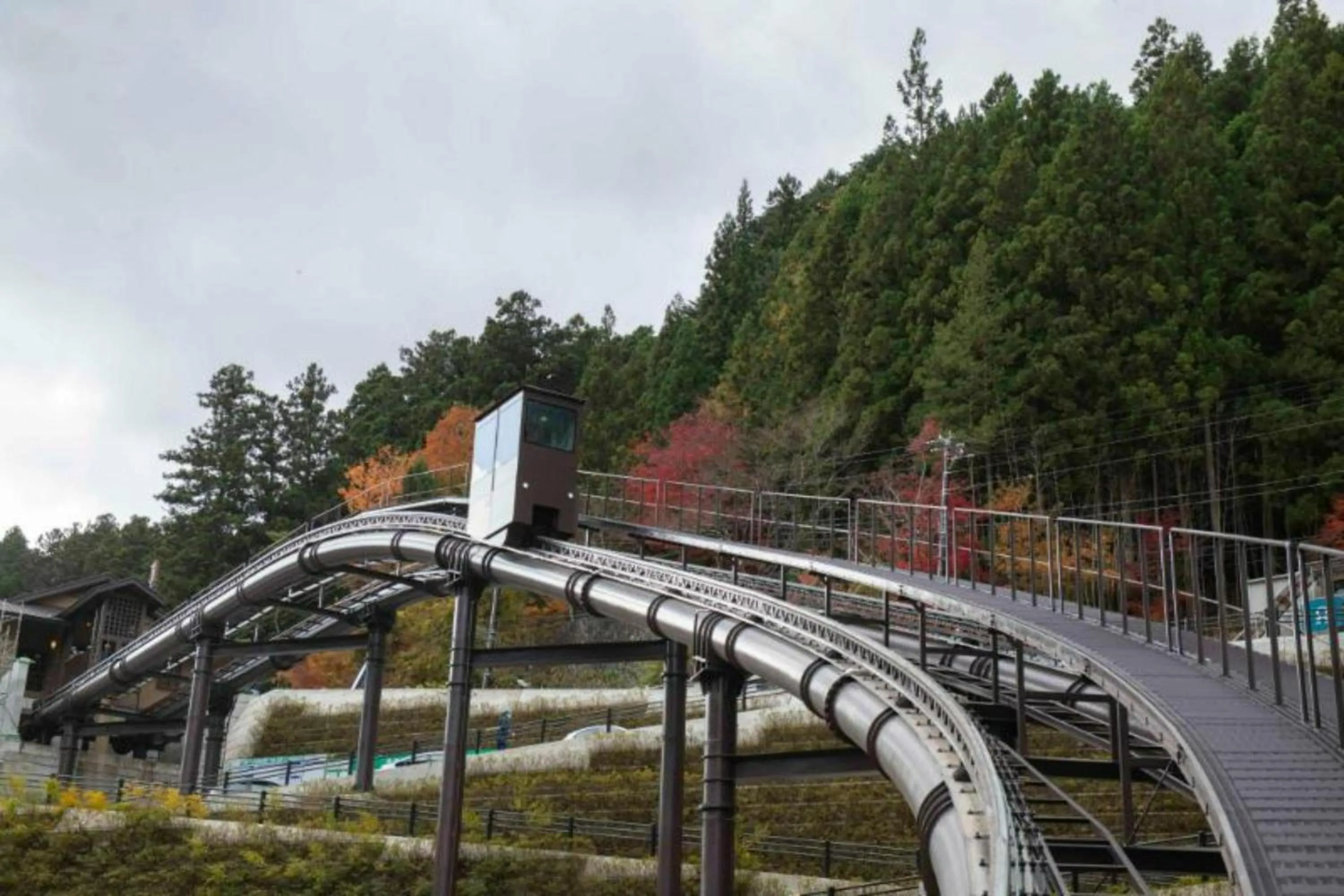 Property building in Shionoyu Onsen Rengetsu