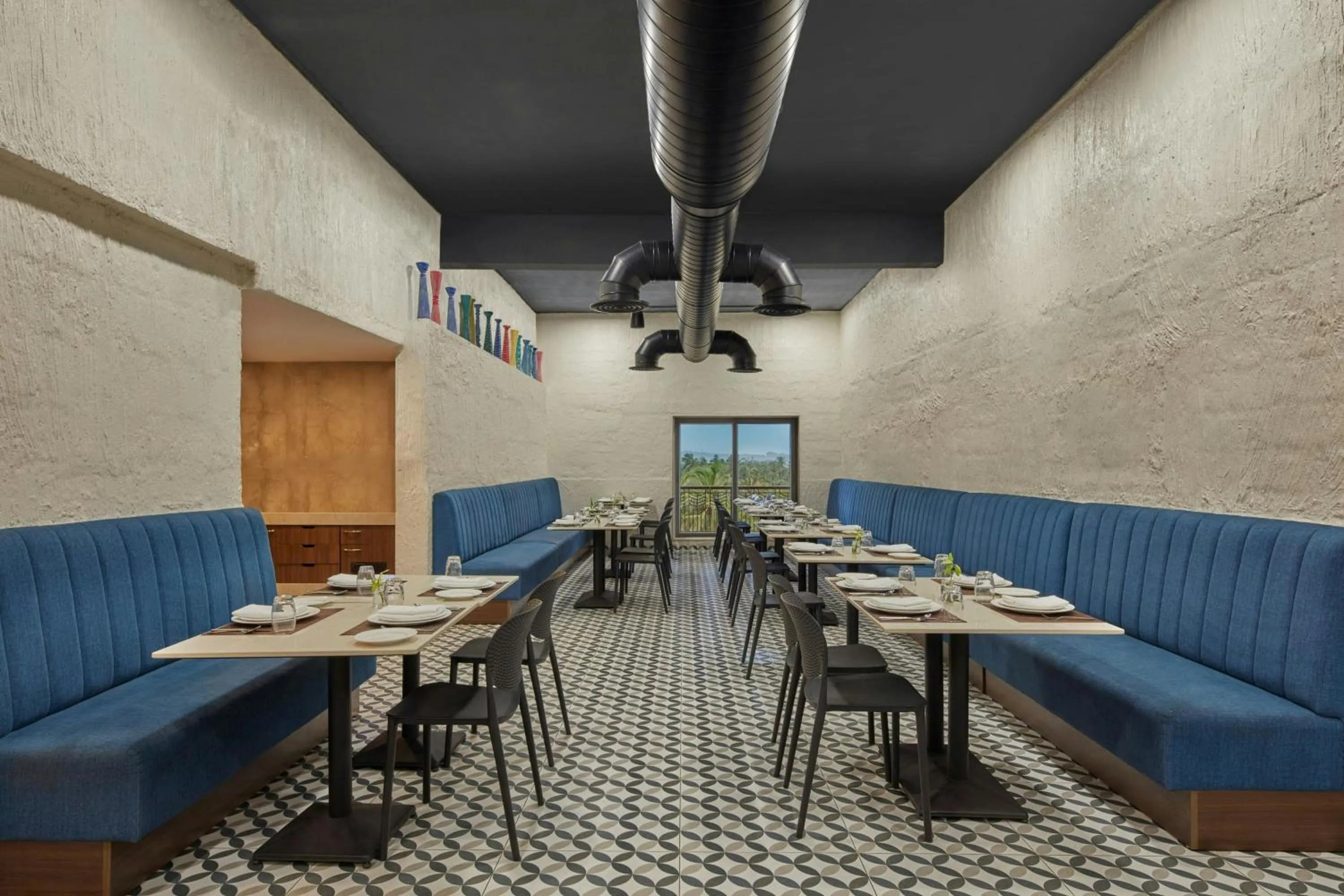 Restaurant/places to eat in The Fern Habitat Goa, Candolim, Series by Marriott