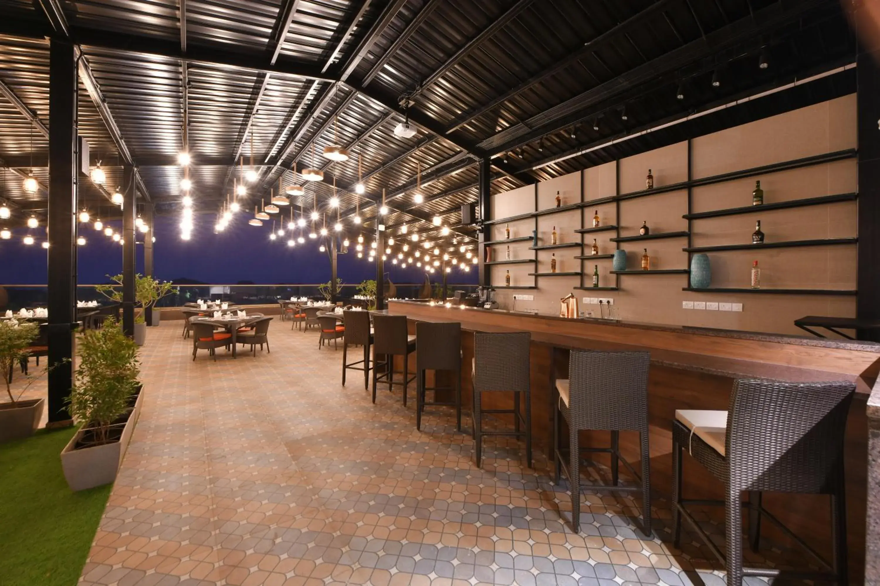 Restaurant/places to eat in The Fern Habitat, Candolim, Goa Restaurant/places to eat in The Fern Habitat, Candolim, Goa