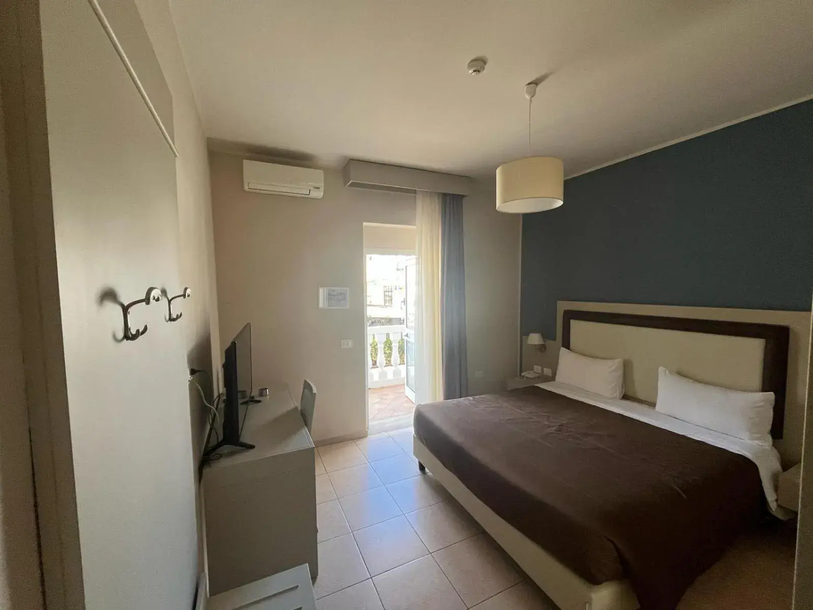 Double Room in Mediterranean Boutique Hotel Double Room in Mediterranean Boutique Hotel