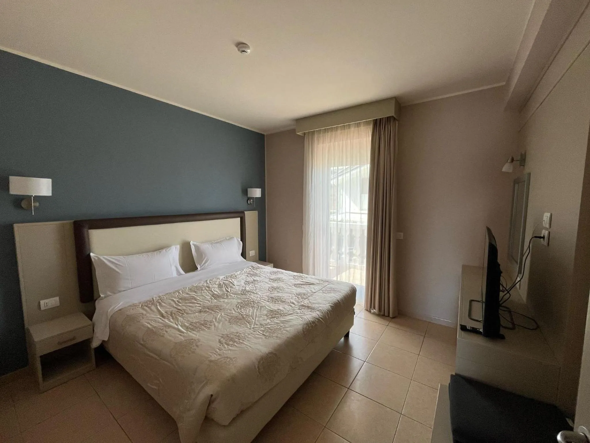 Bedroom, Bed in Mediterranean Boutique Hotel