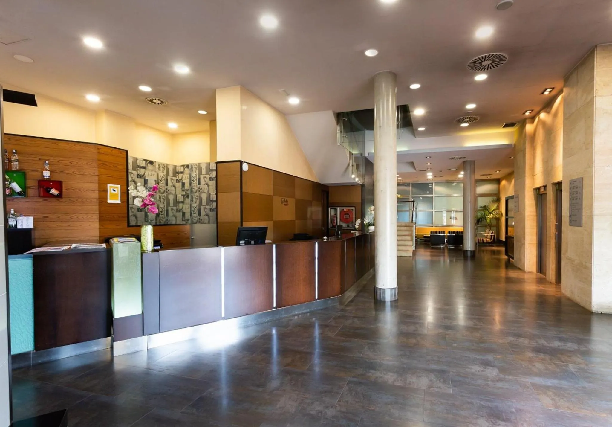 Decorative detail in Sercotel Las Artes Pinto