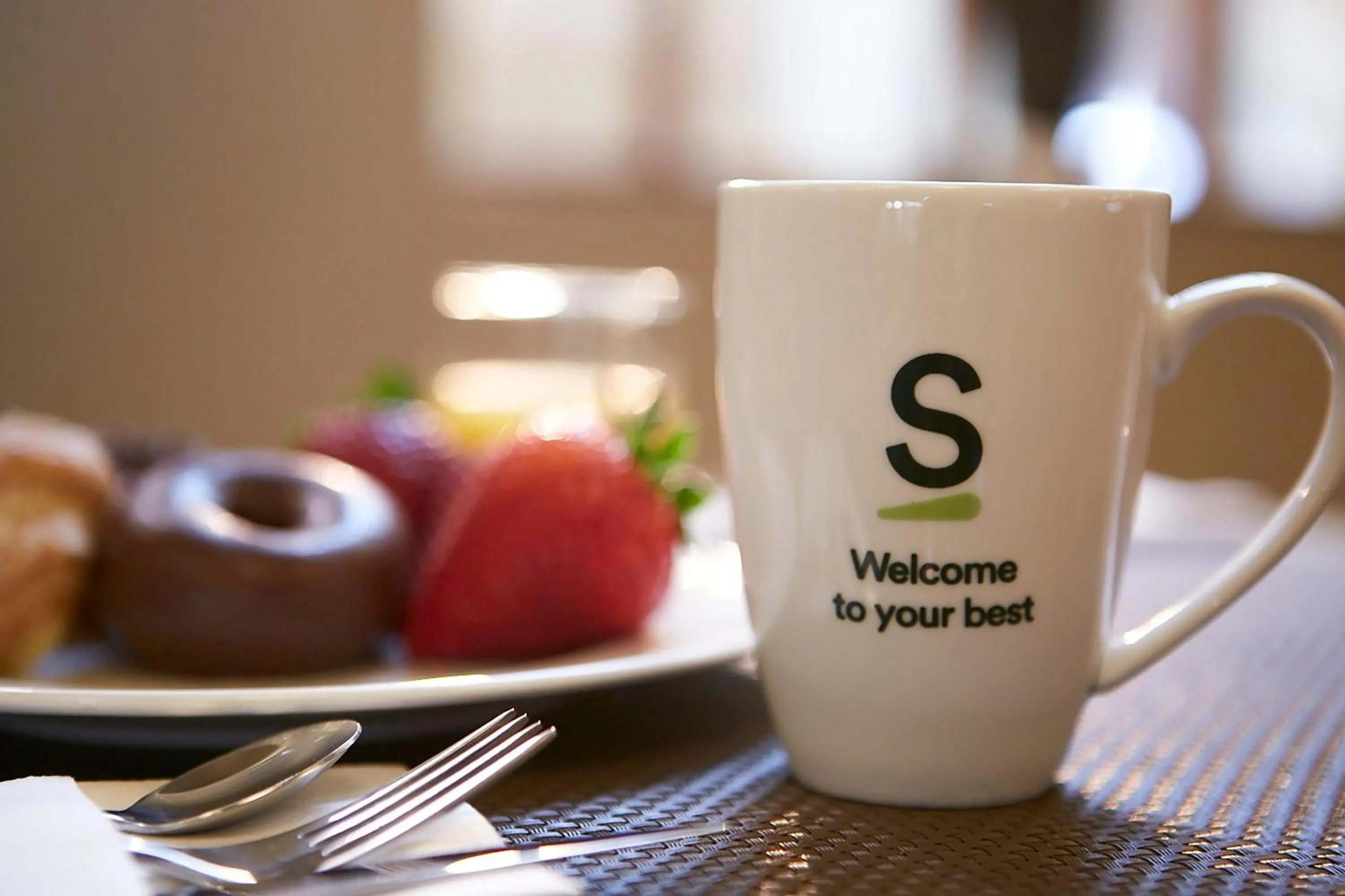 Restaurant/places to eat in Sercotel Las Artes Pinto