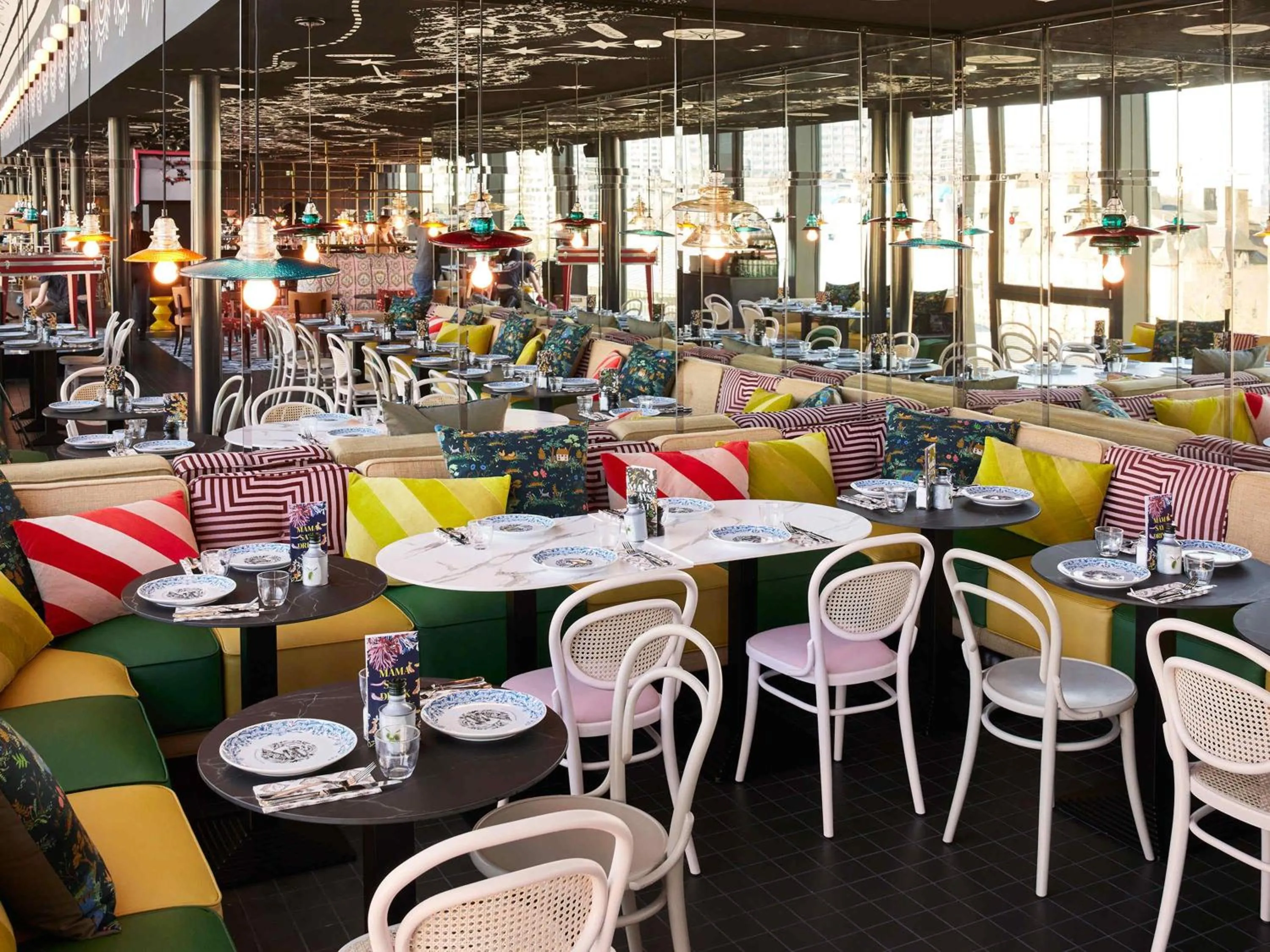 Restaurant/places to eat in Mama Shelter Rennes