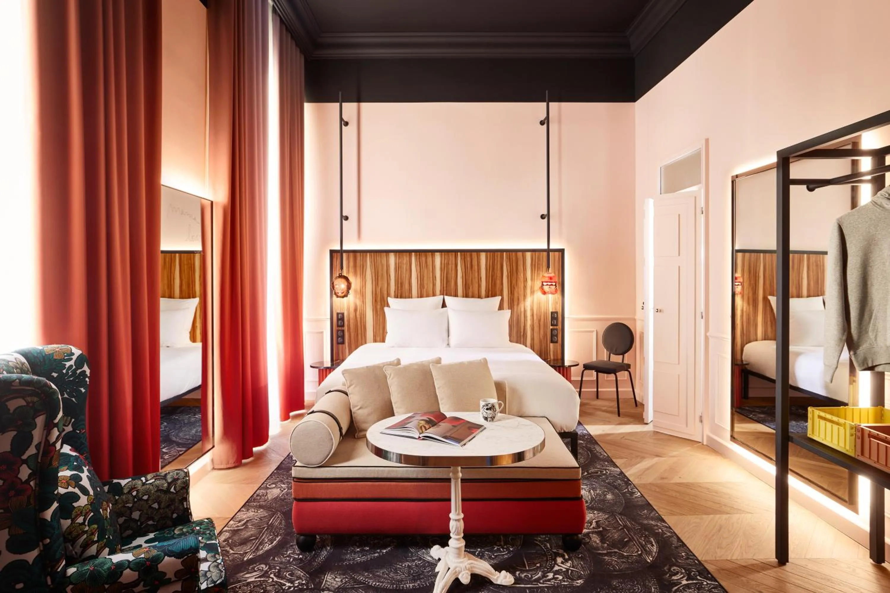 Bed in Mama Shelter Rennes