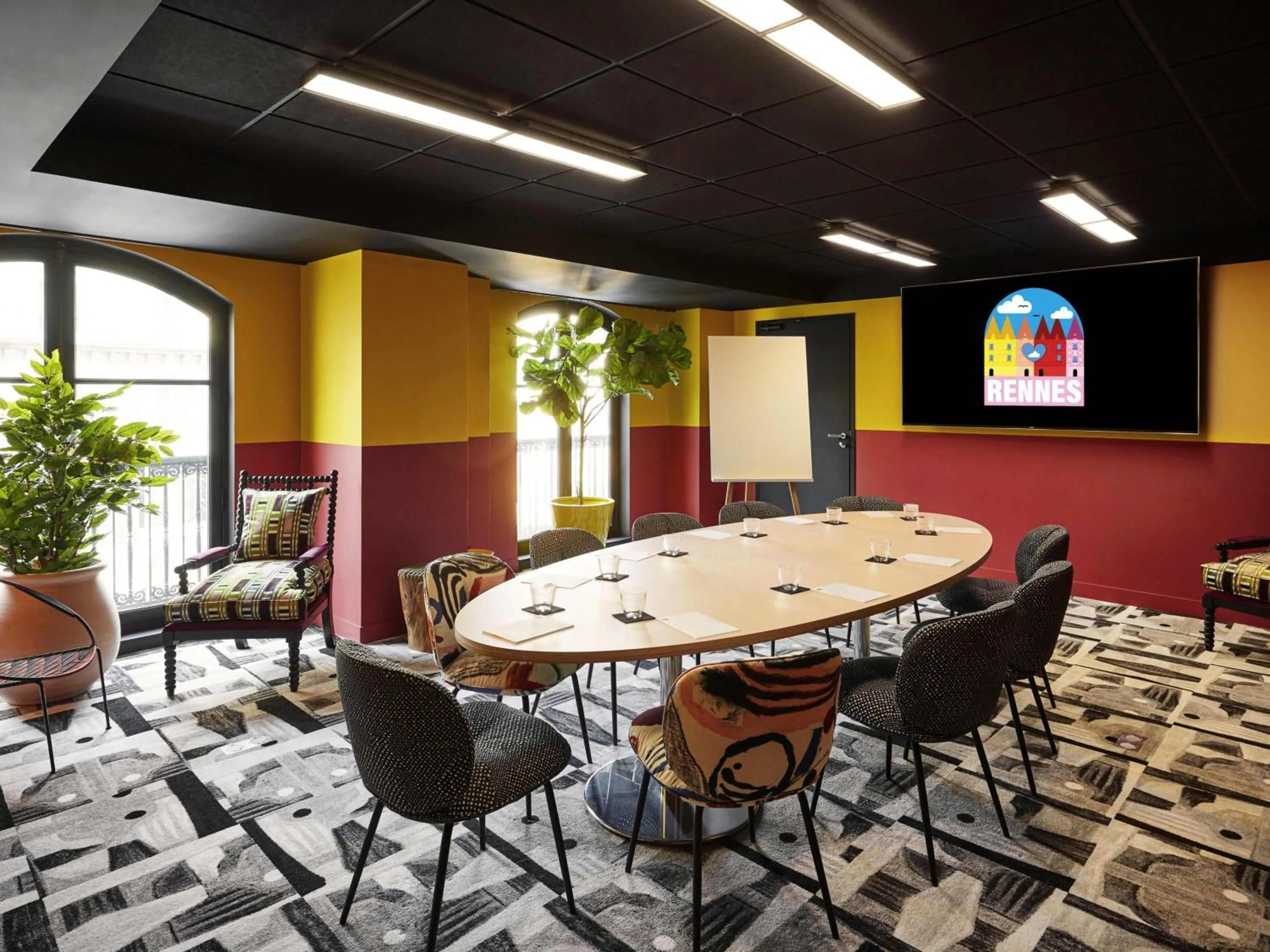 Meeting/conference room in Mama Shelter Rennes