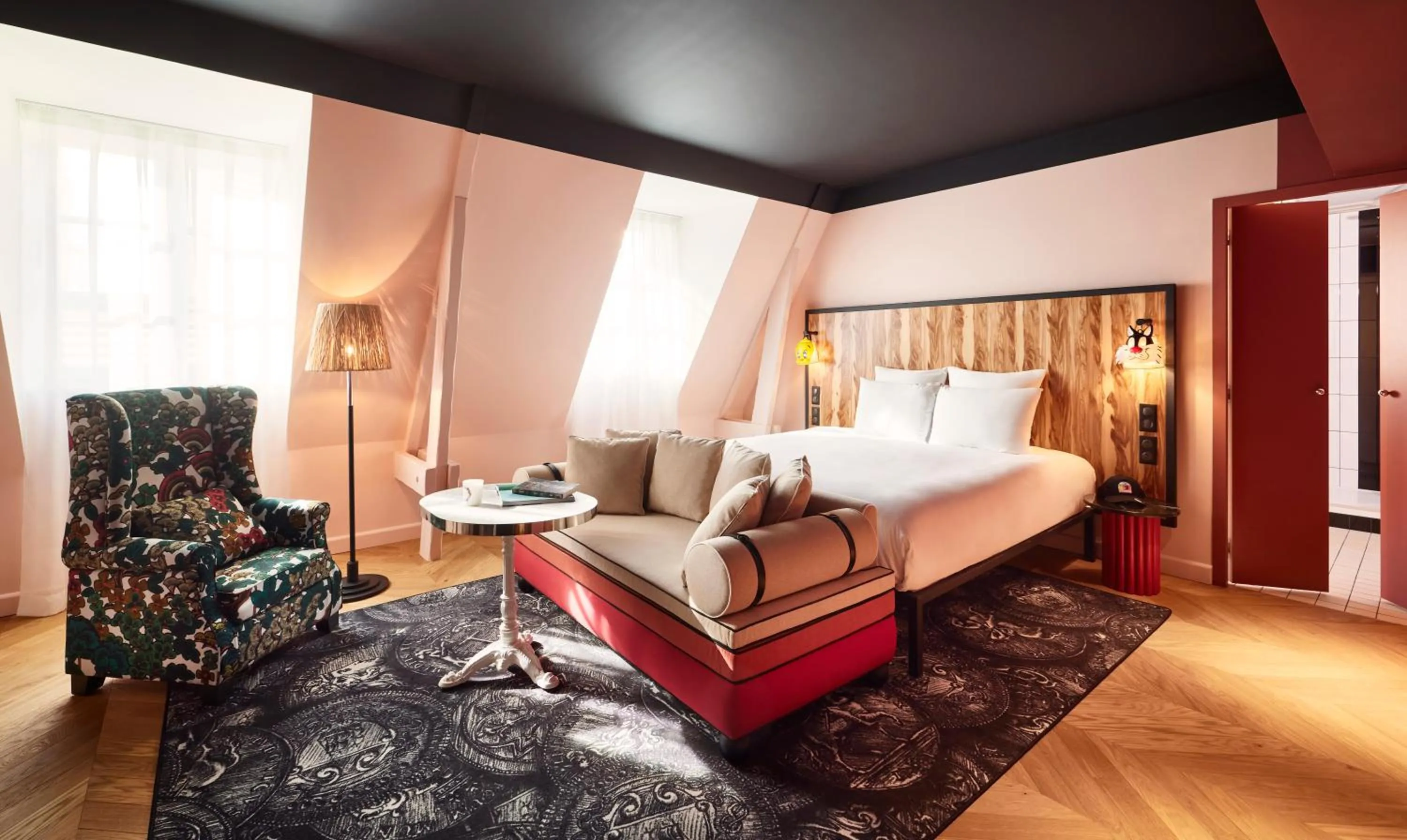 Bed in Mama Shelter Rennes