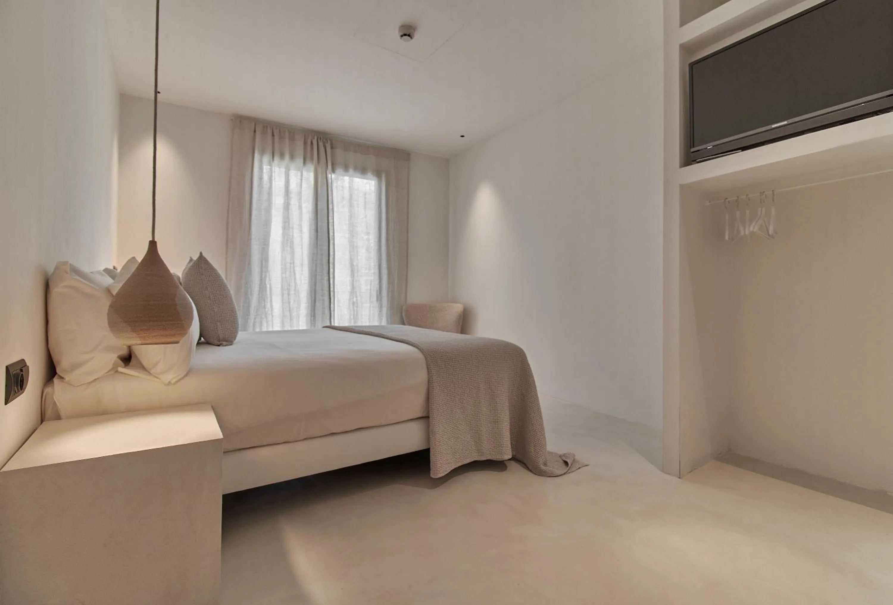 Bedroom, Bed in Hotel Avenida