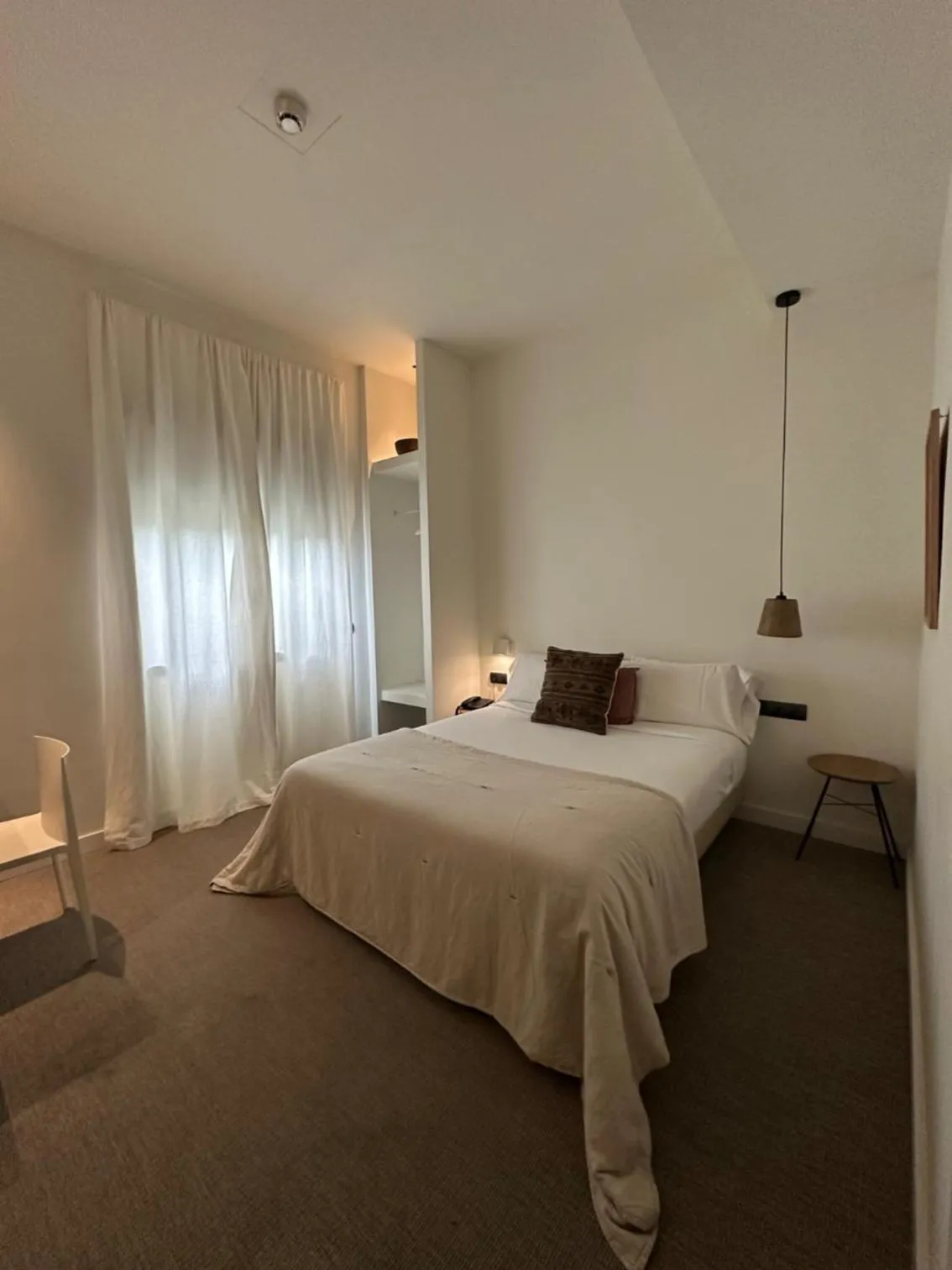 Bed in Hotel Avenida