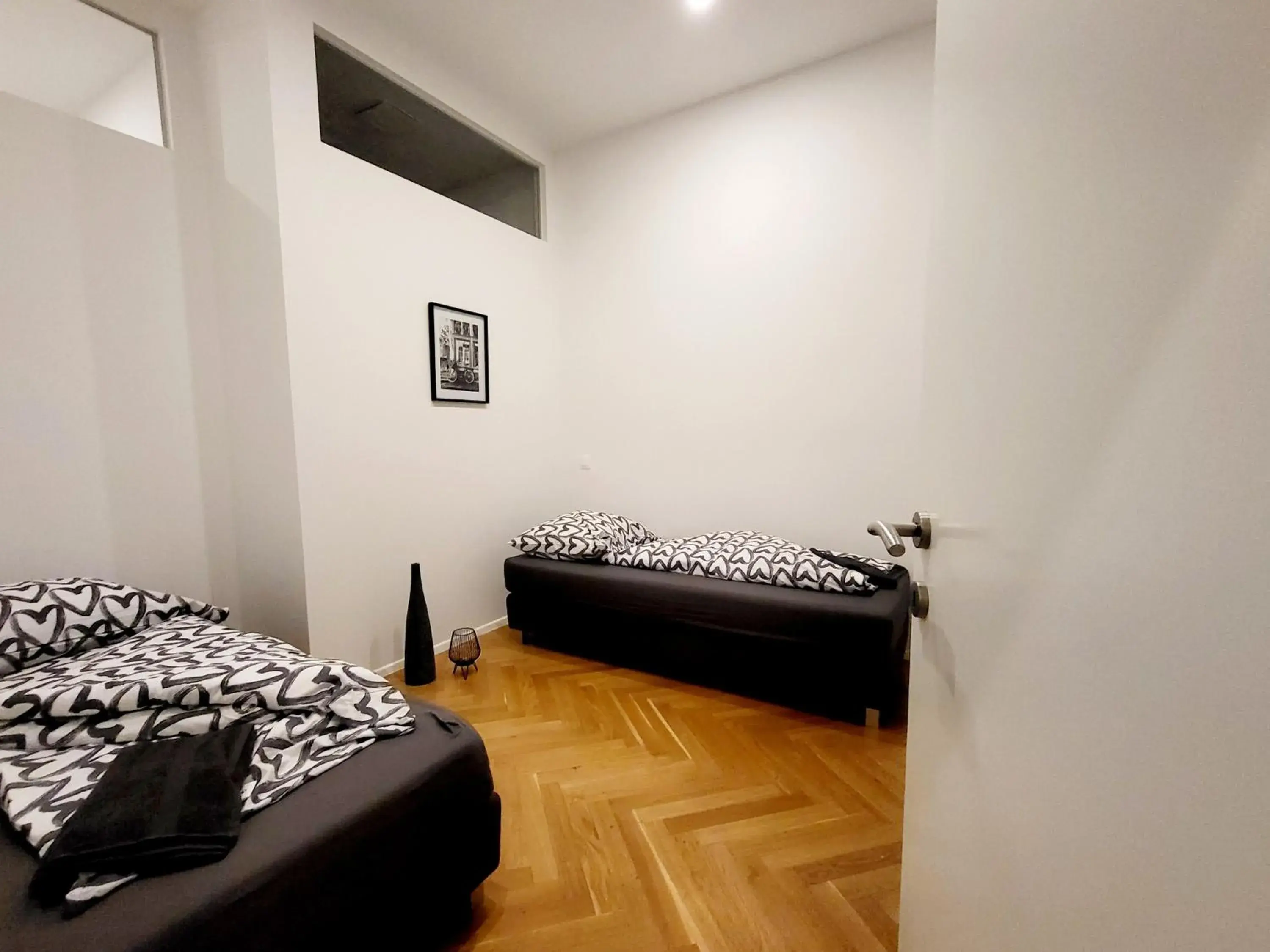 Two-Bedroom Apartment in Apartment Hasengasse - Free Highspeed-Internet Two-Bedroom Apartment in Apartment Hasengasse - Free Highspeed-Internet