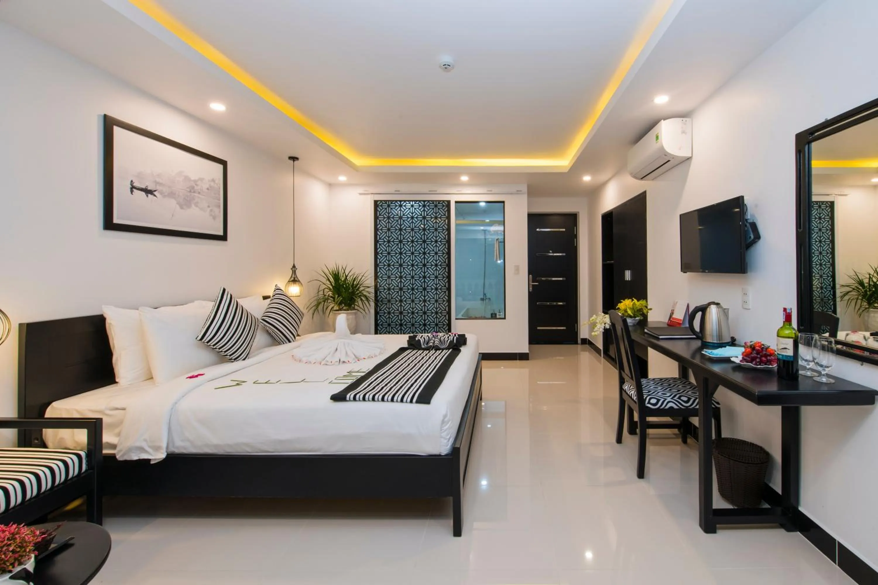 Bed in Gem Riverside Hotel Hoi An