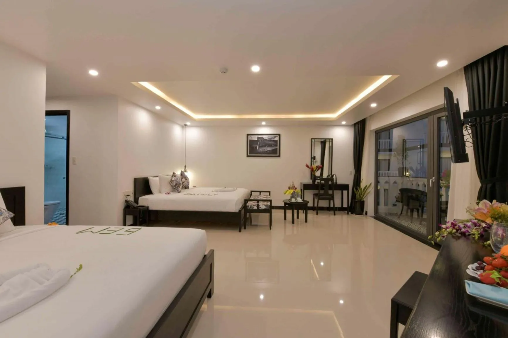 Coffee/tea facilities, Bed in Gem Riverside Hotel Hoi An