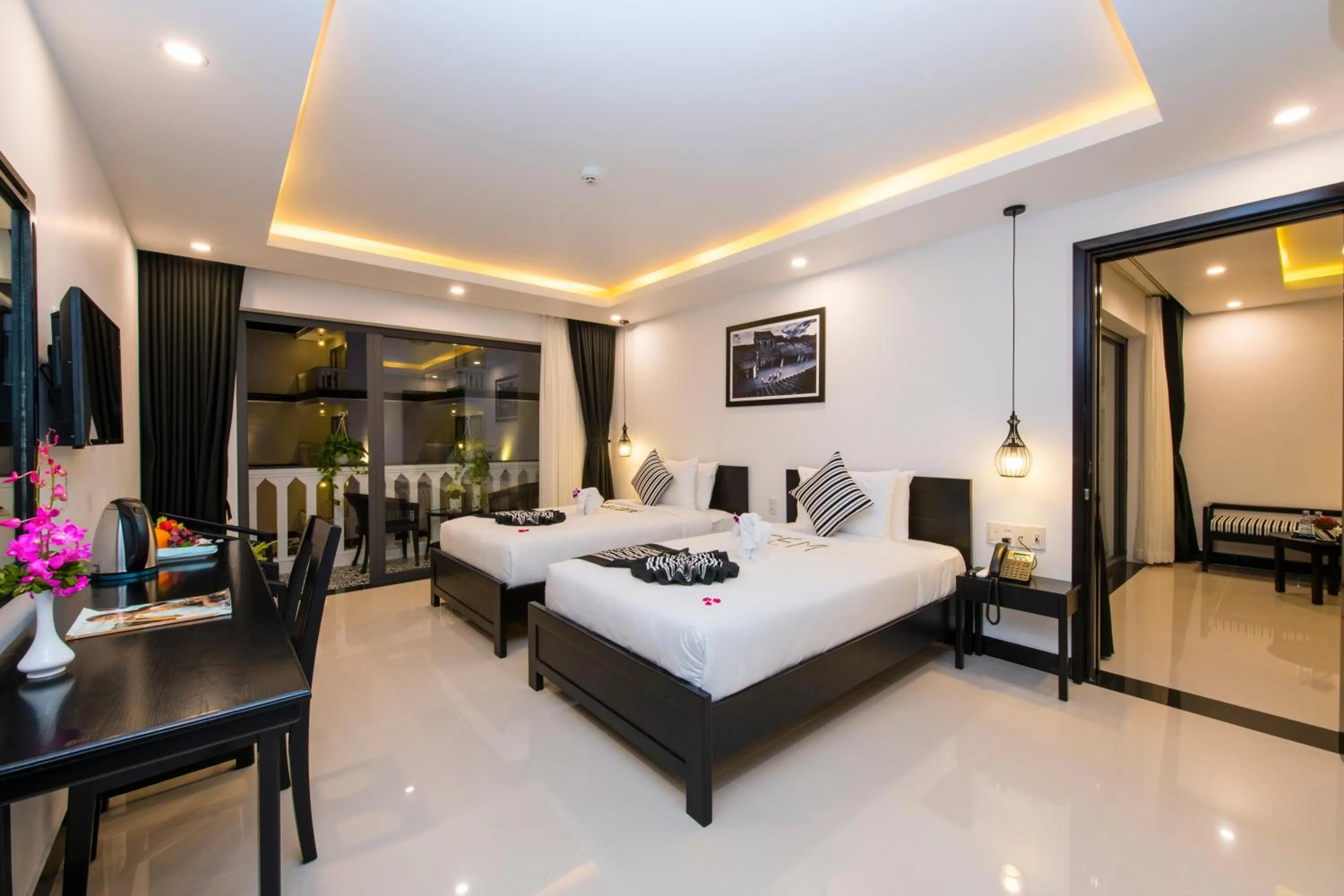 Balcony/Terrace, Bed in Gem Riverside Hotel Hoi An