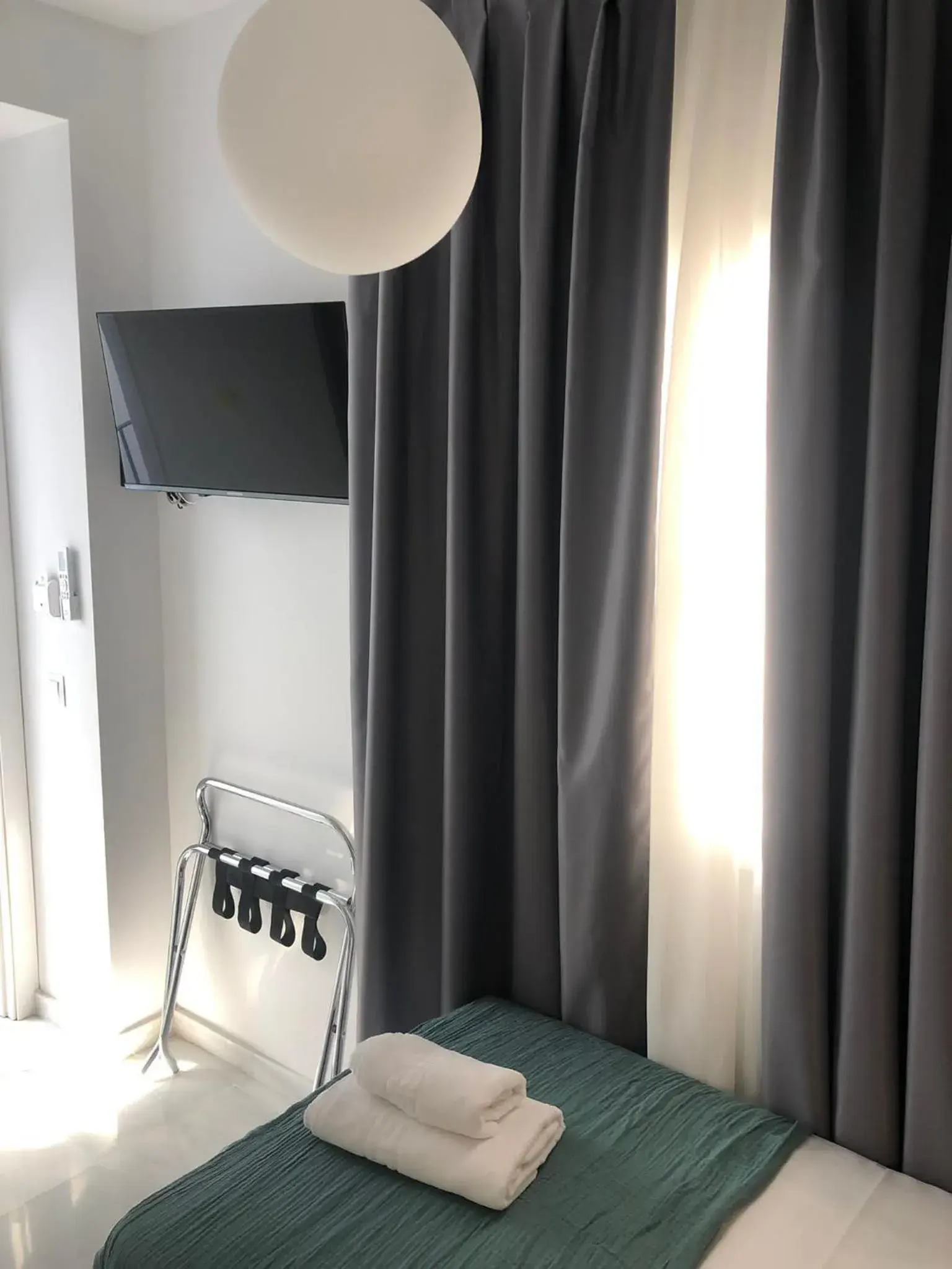 Single Room - single occupancy in Hostal Hom Museo Single Room - single occupancy in Hostal Hom Museo