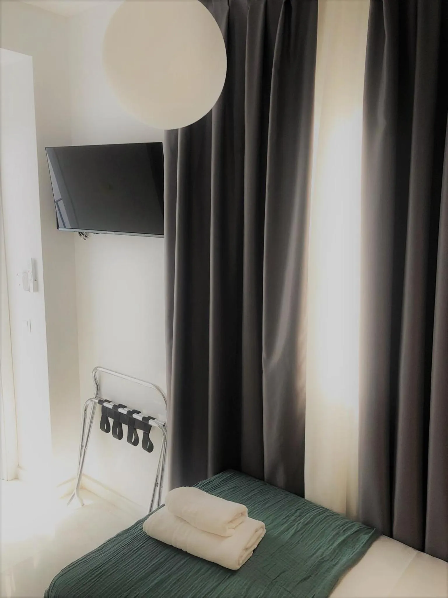 Bed in Hostal Hom Museo