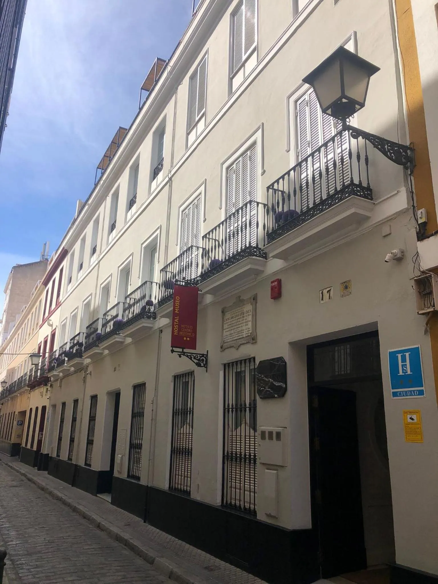 Property building in Hostal Hom Museo