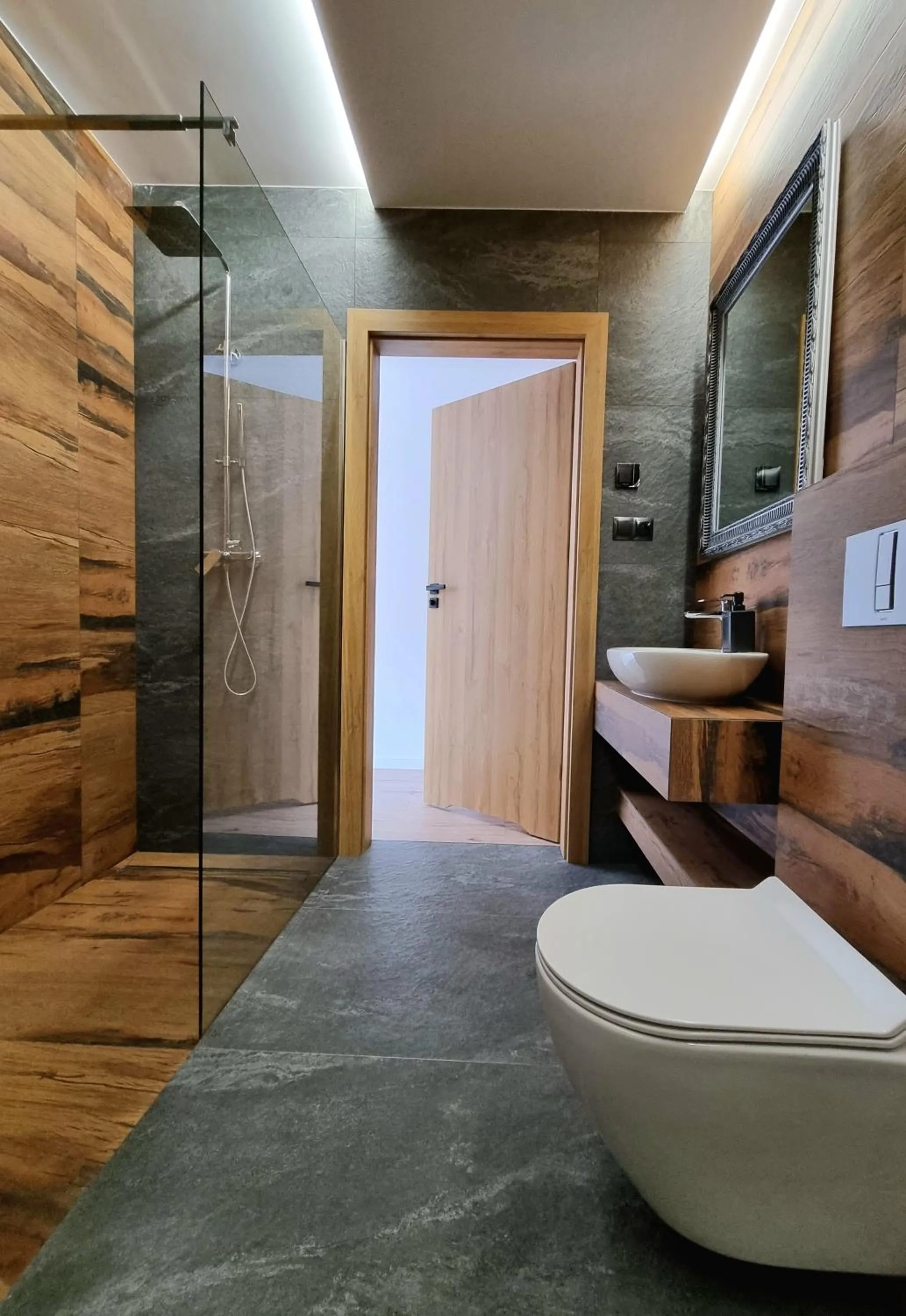 Shower in Apartamenty Nowa Osada - by VillaOlimpijska2