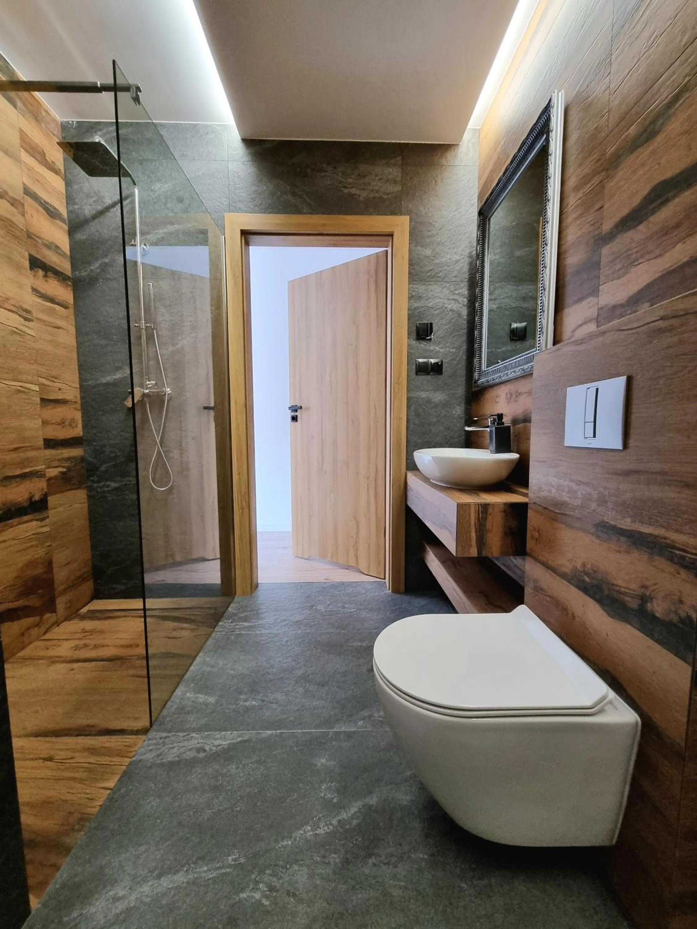 Shower in Apartamenty Nowa Osada - by VillaOlimpijska2