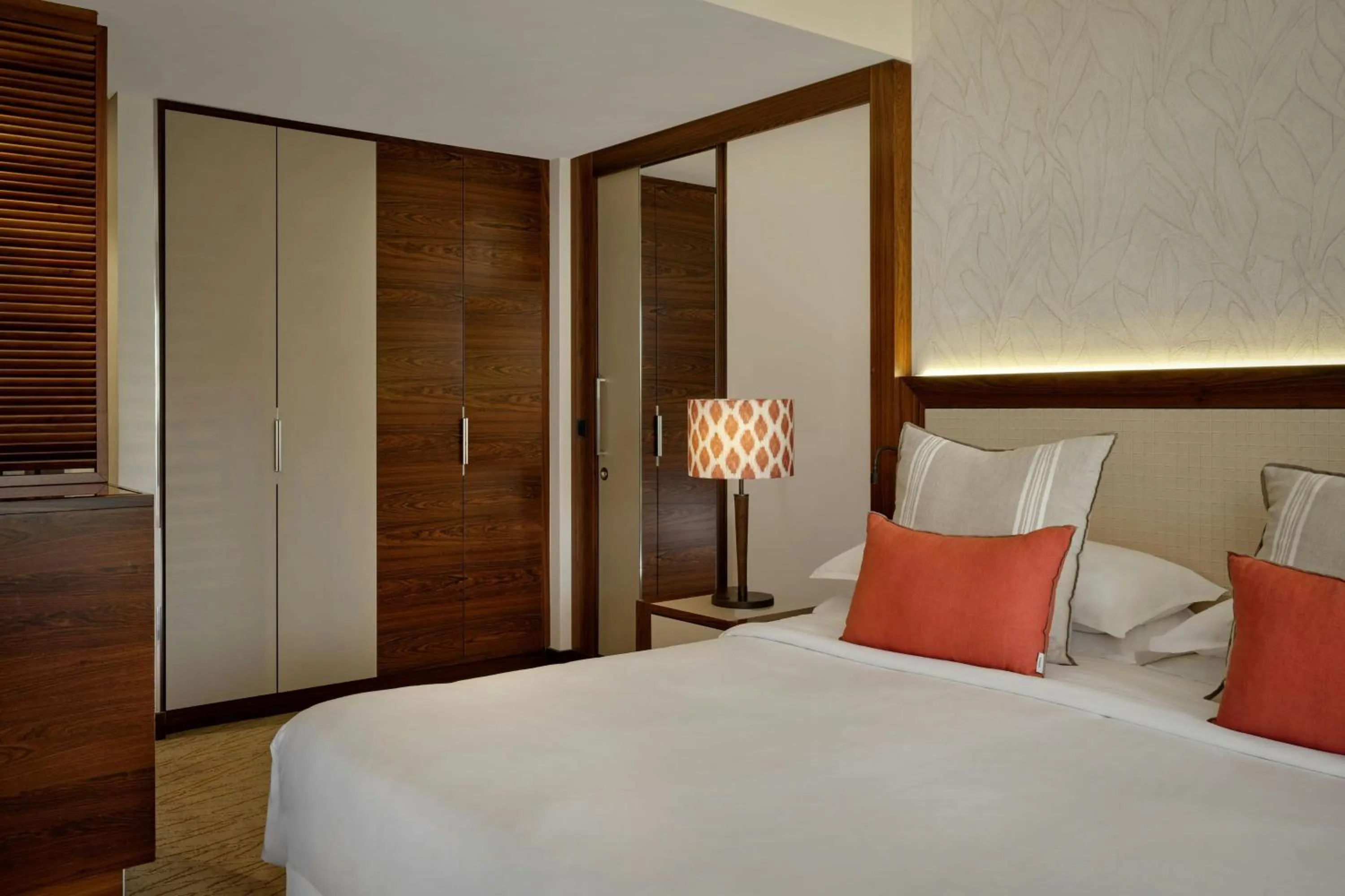 Photo of the whole room, Bed in Sheraton Mallorca Arabella Golf Hotel