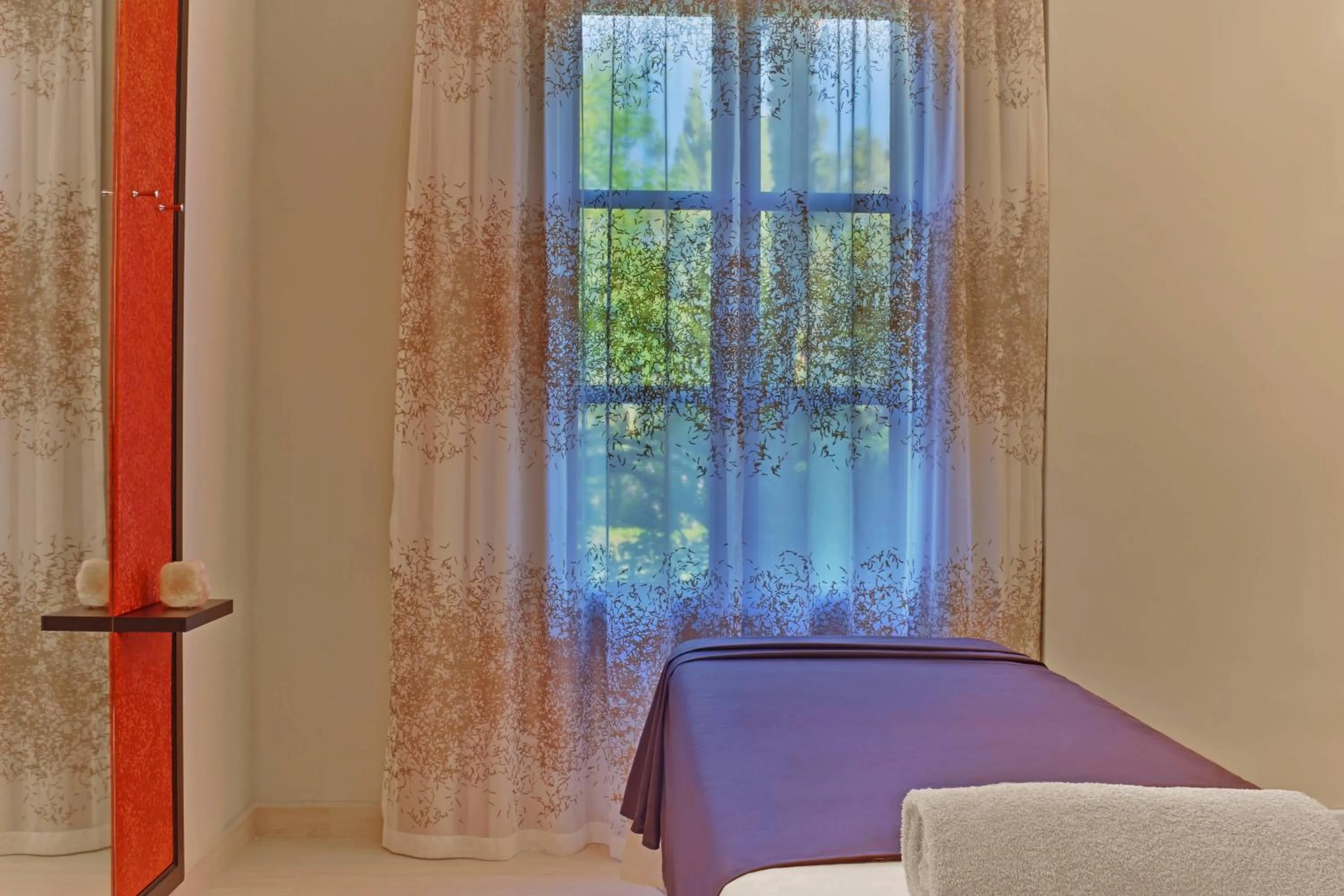 Spa and wellness centre/facilities, Bed in Sheraton Mallorca Arabella Golf Hotel