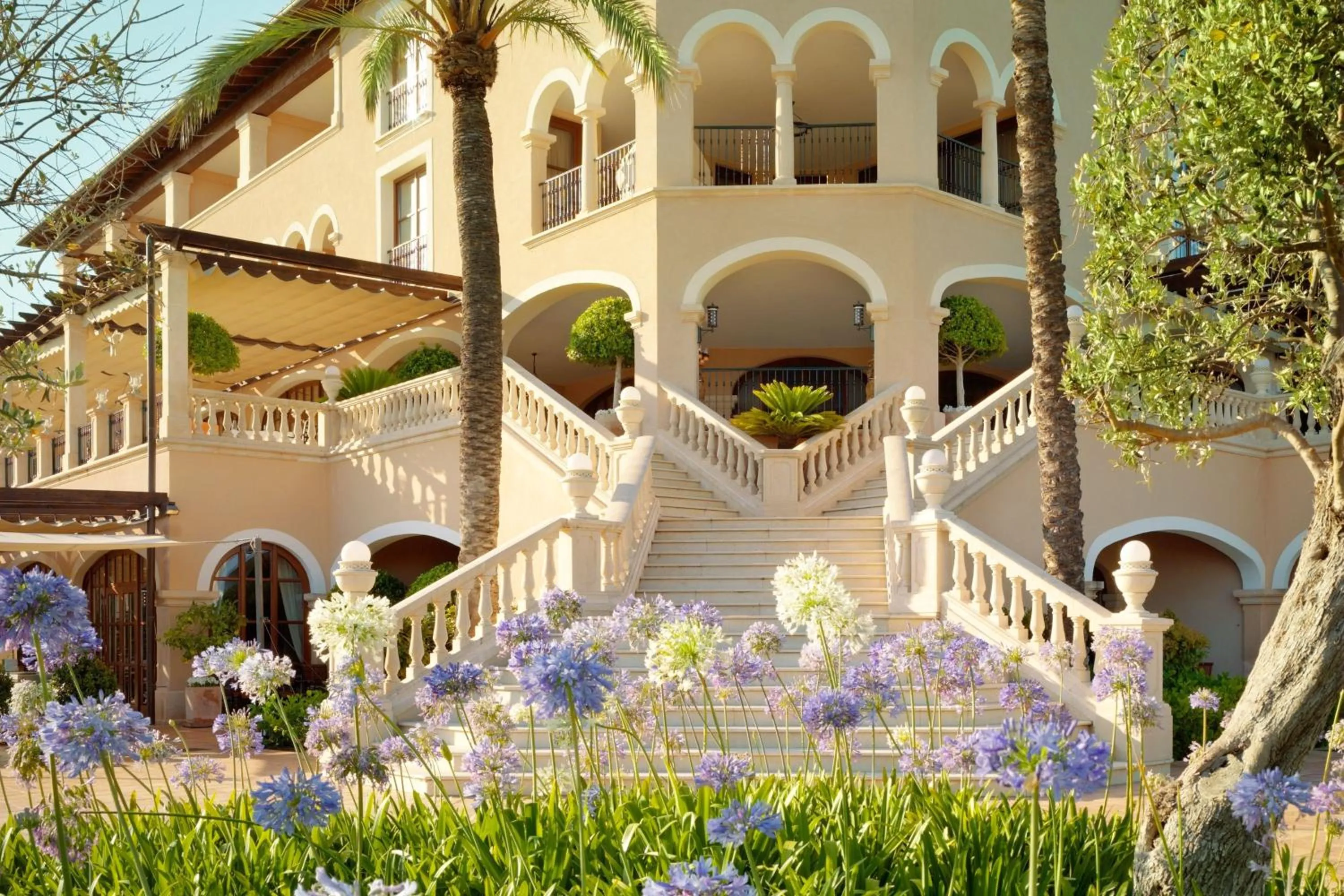 Property building in The St. Regis Mardavall Mallorca Resort