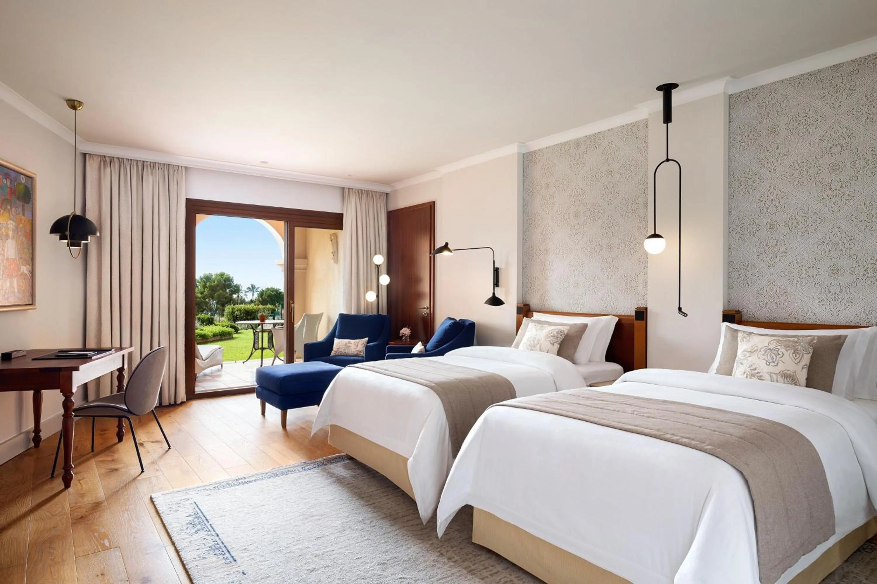 Bedroom, Bed in The St. Regis Mardavall Mallorca Resort