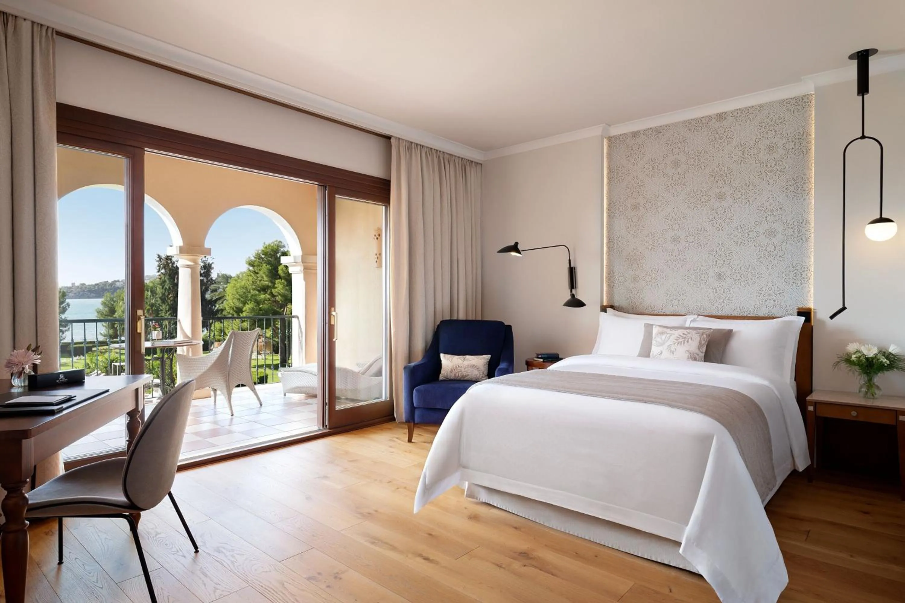 Photo of the whole room, Bed in The St. Regis Mardavall Mallorca Resort
