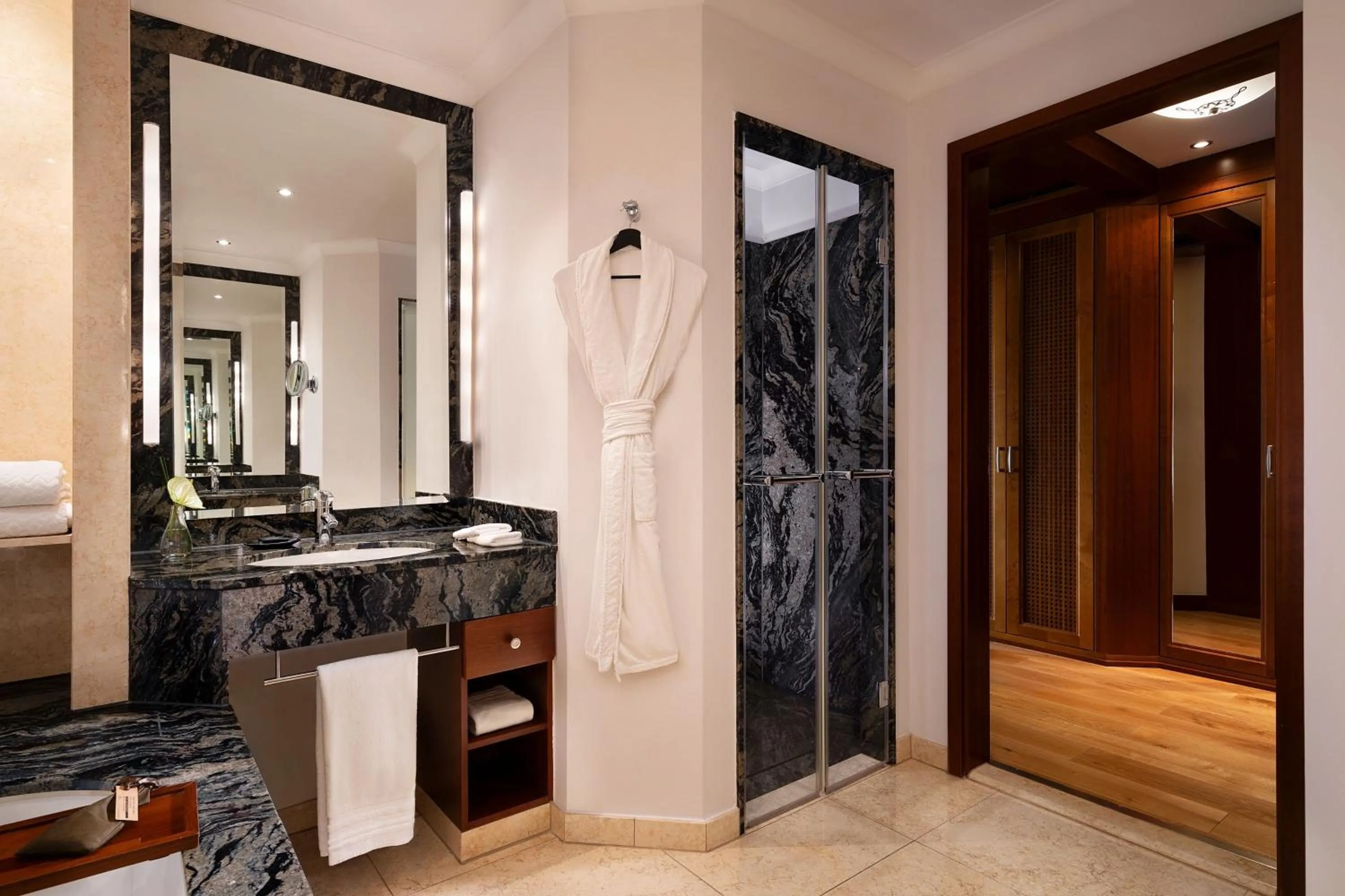 Bathroom in The St. Regis Mardavall Mallorca Resort