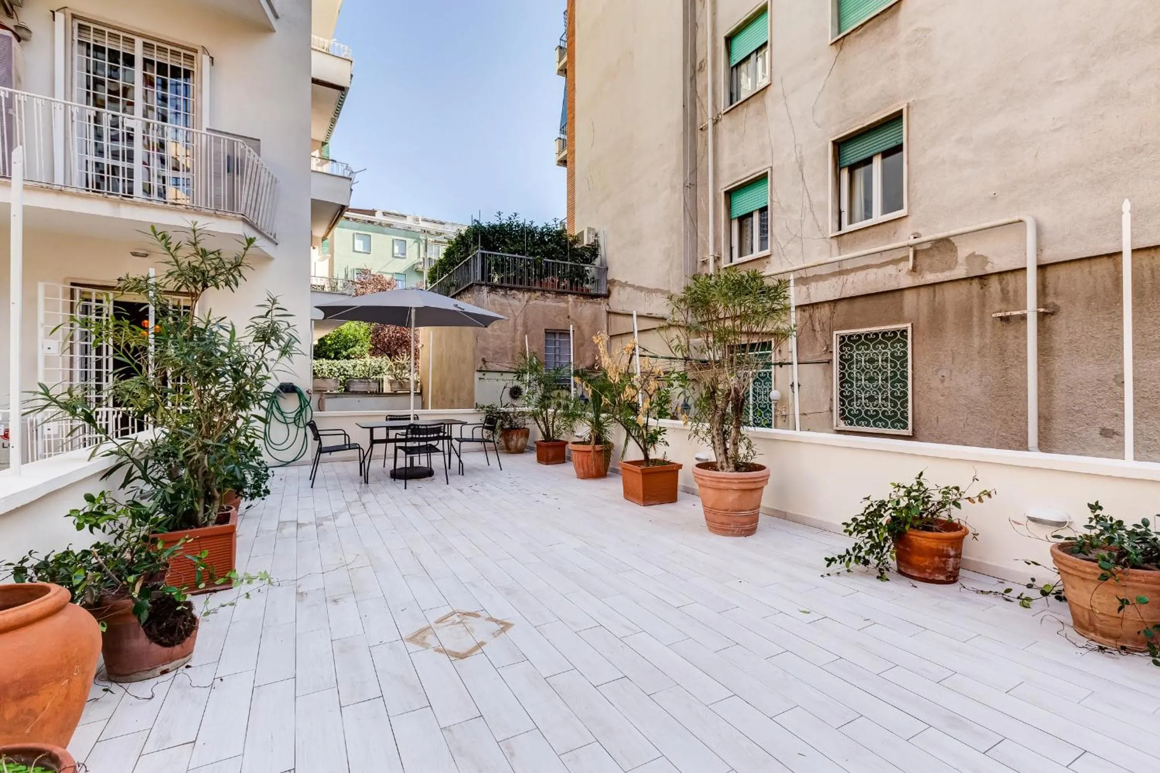 Gianicolo Apartment with Terrace