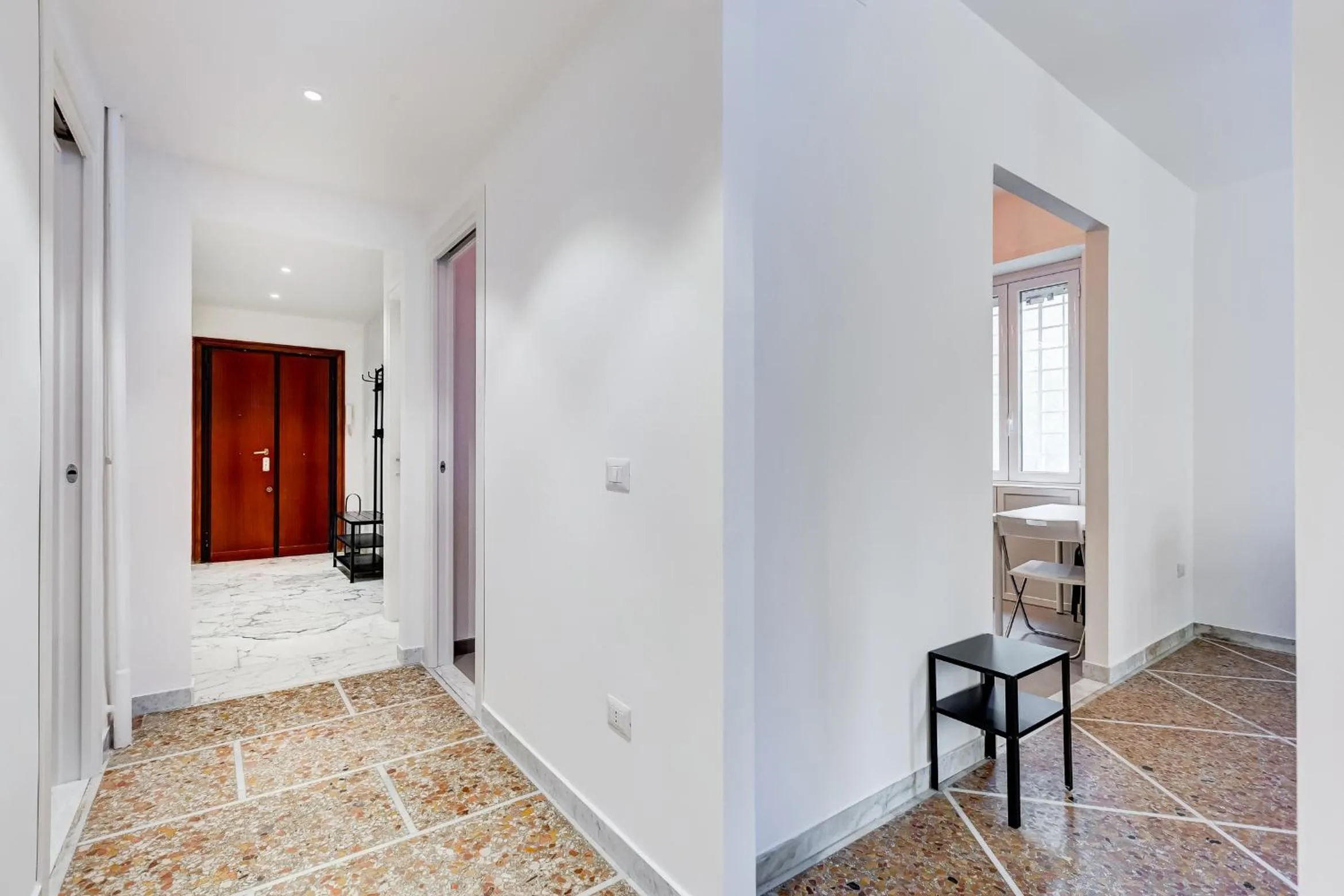 Gianicolo Apartment with Terrace