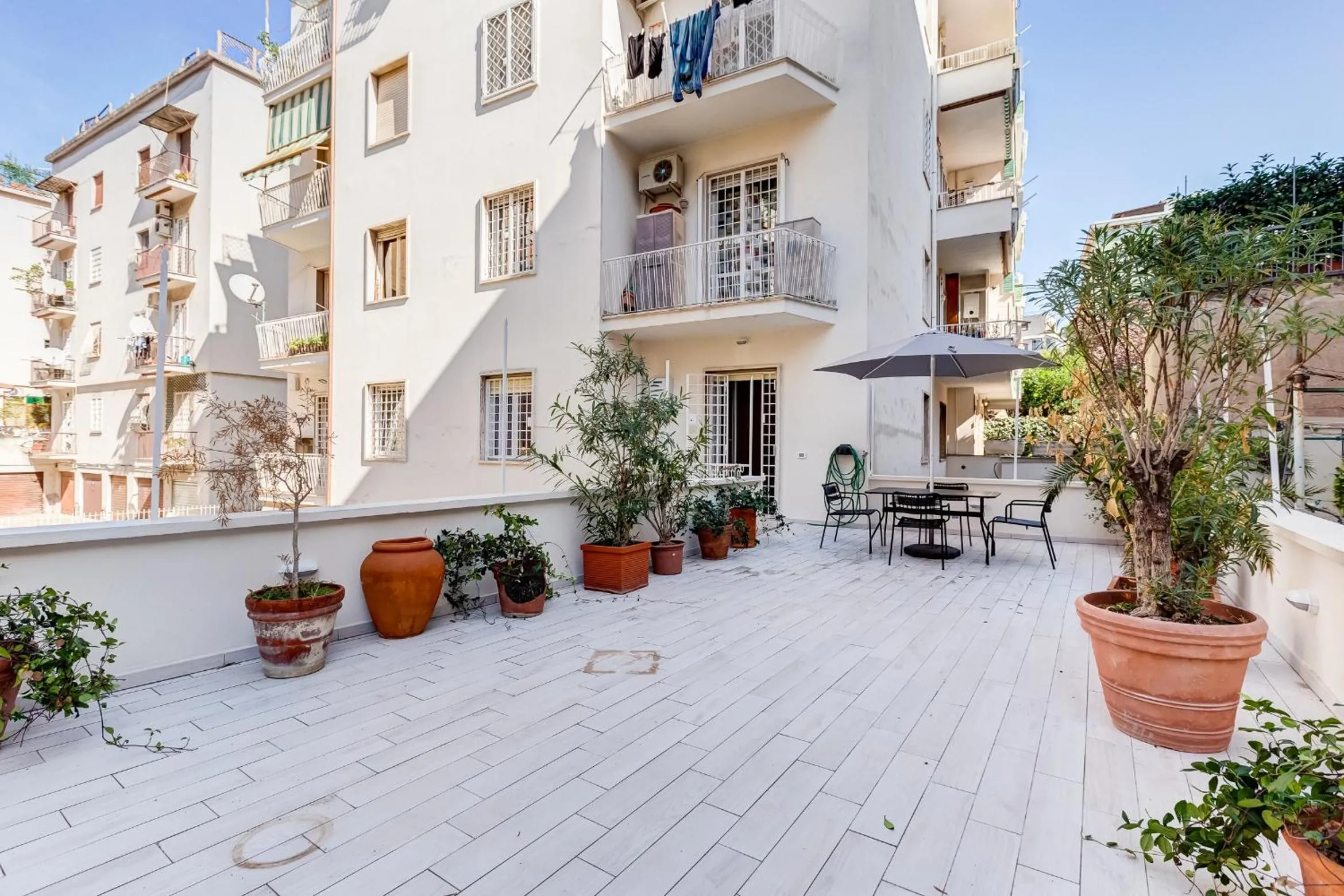 Gianicolo Apartment with Terrace