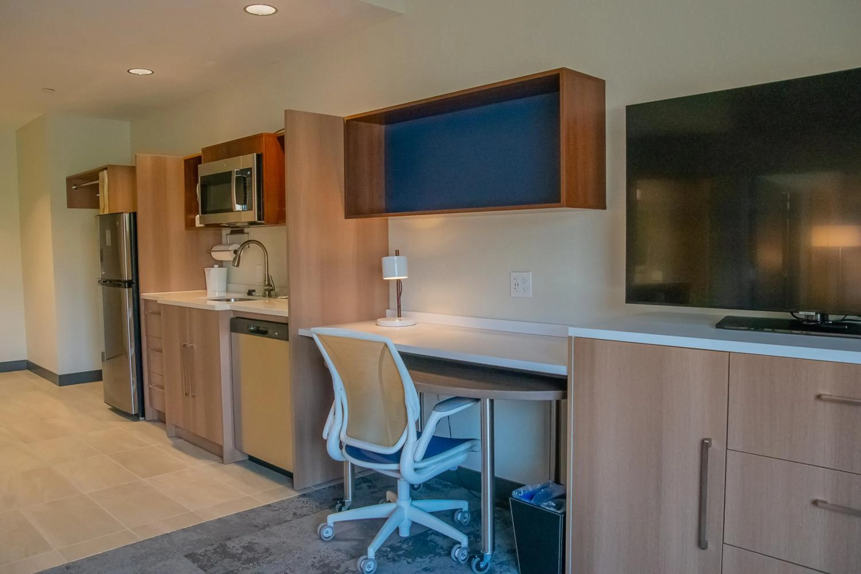 Photo of the whole room in Home2 Suites By Hilton Logansport