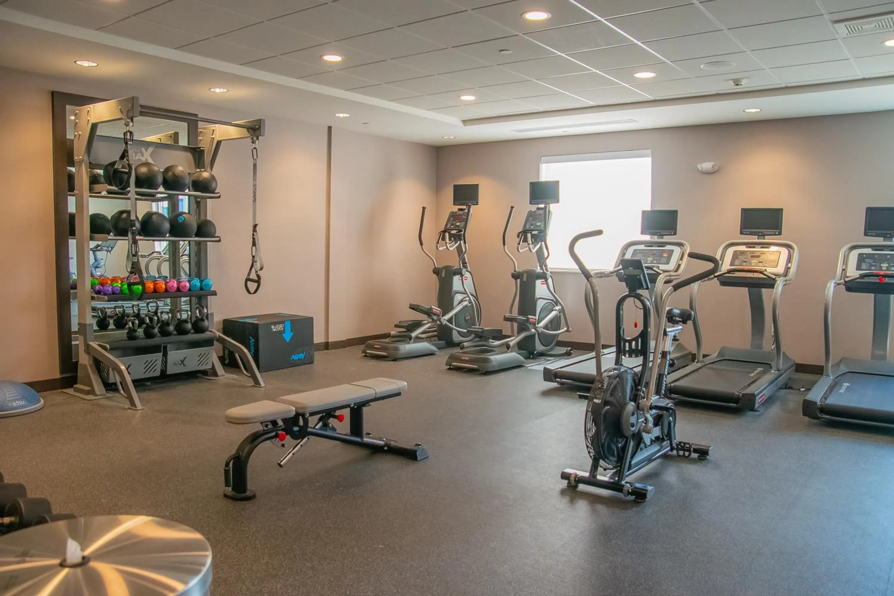 Fitness centre/facilities in Home2 Suites By Hilton Logansport