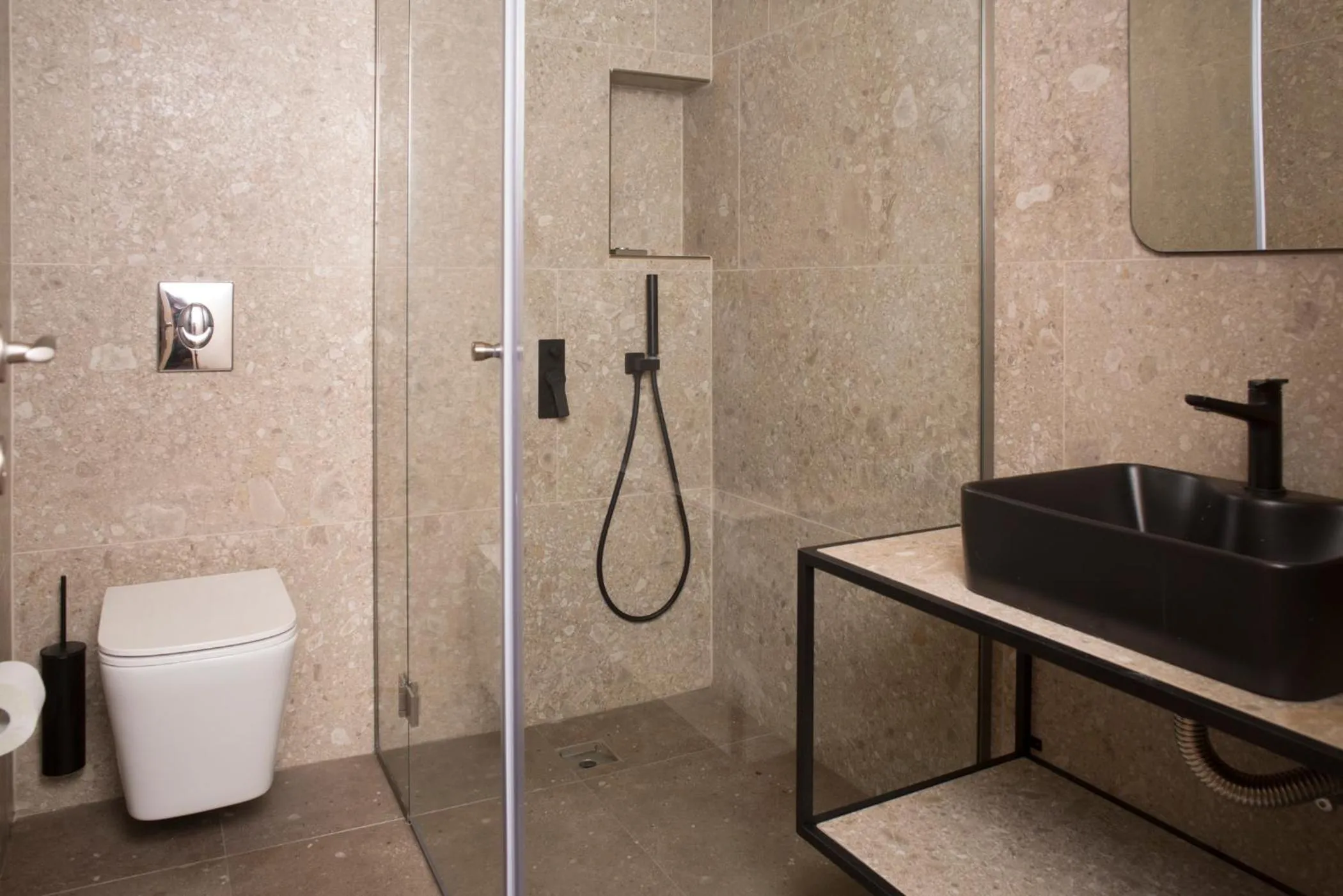 Shower in Elaia Grove