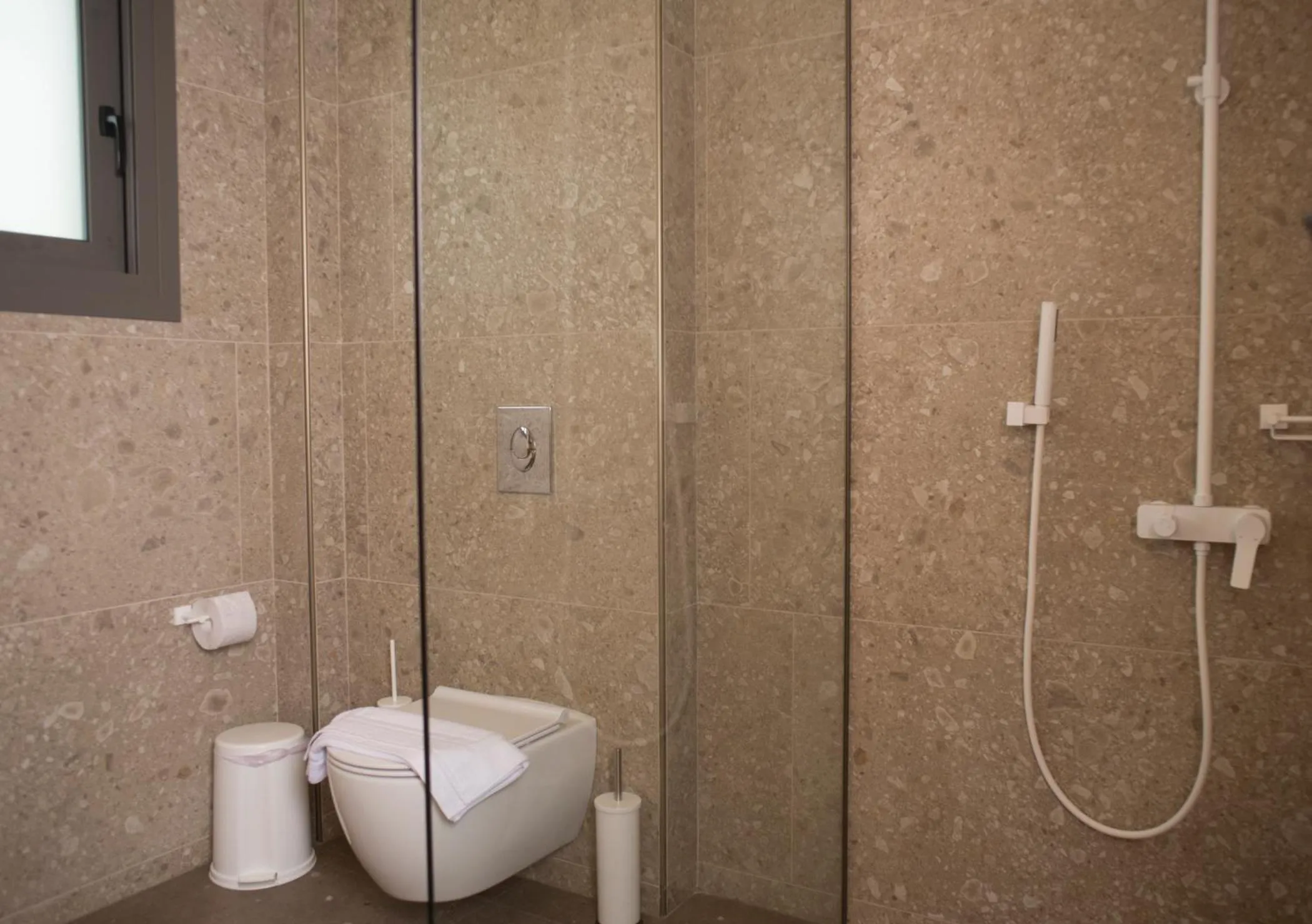 Shower in Elaia Grove