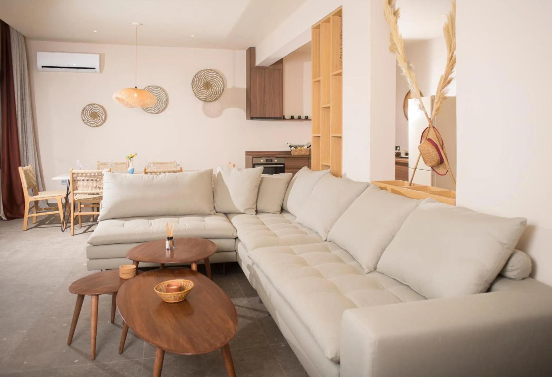 Living room in Elaia Grove