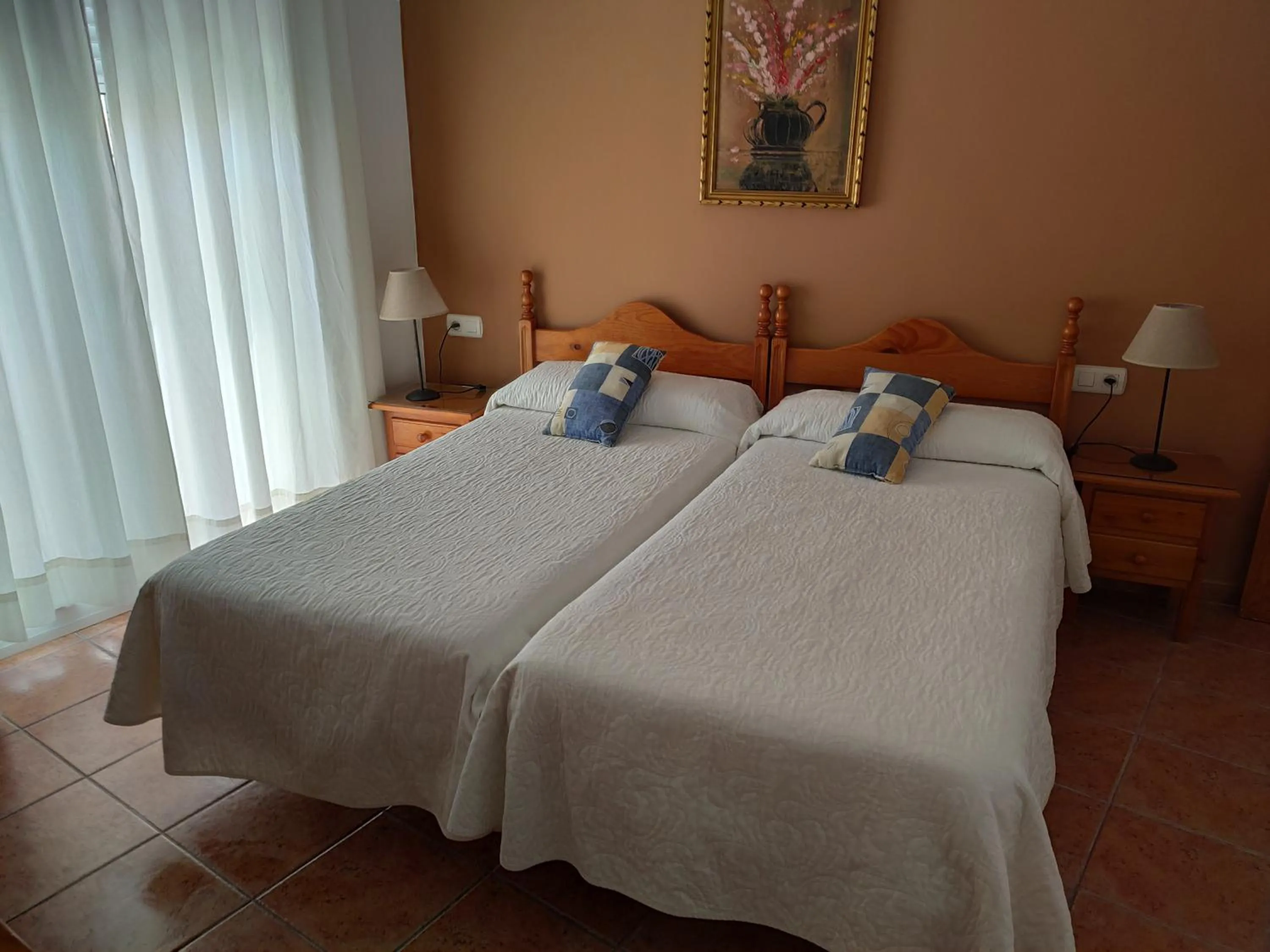 Bed in Hostal Ana - Adults Recommended