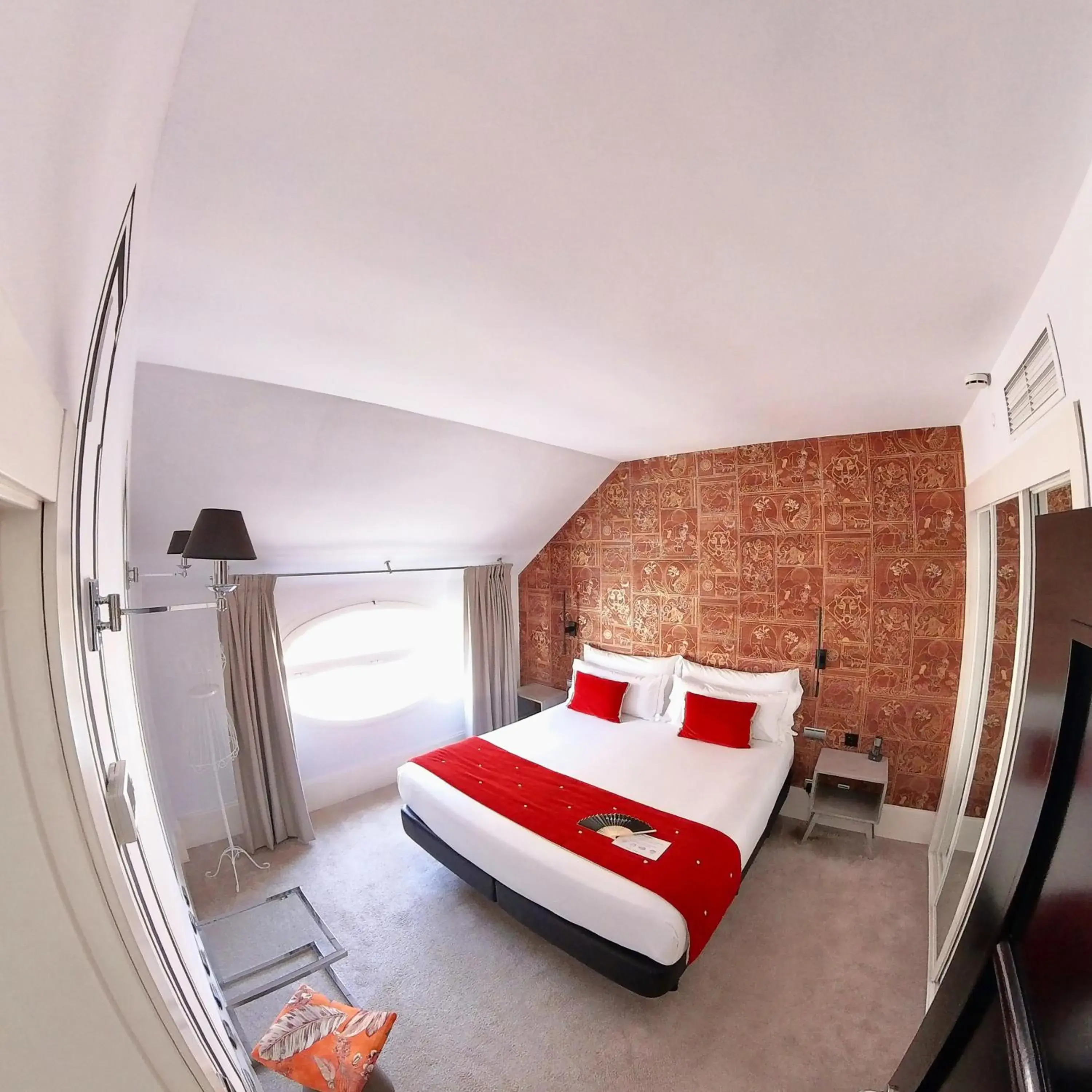 Bed in Mariposa Hotel Malaga Bed in Mariposa Hotel Malaga