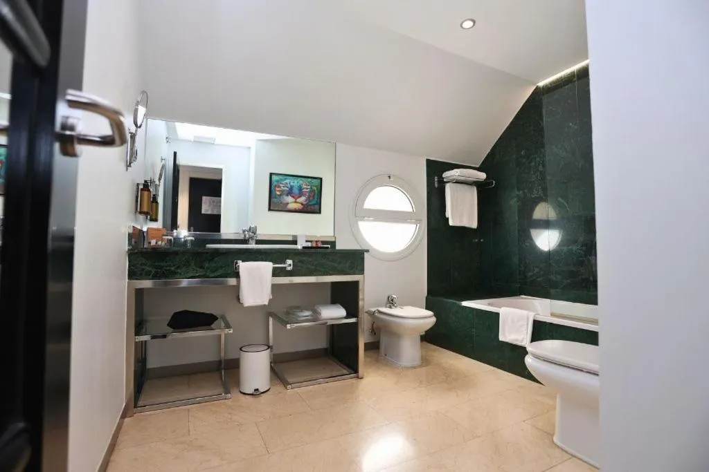 Bathroom in Mariposa Hotel Malaga