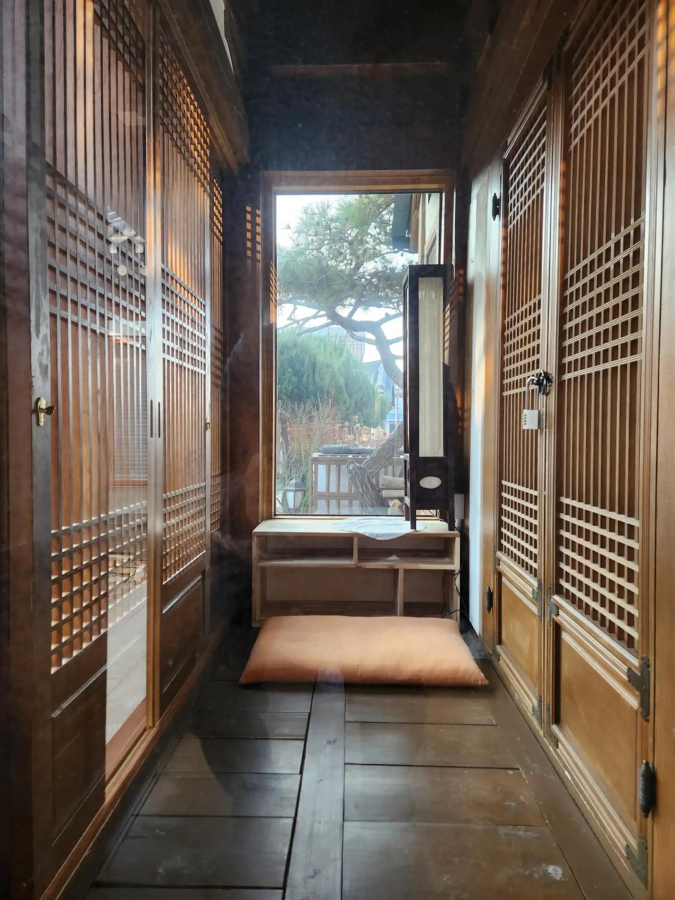 Budget Double Room - single occupancy in HanokInn Budget Double Room - single occupancy in HanokInn