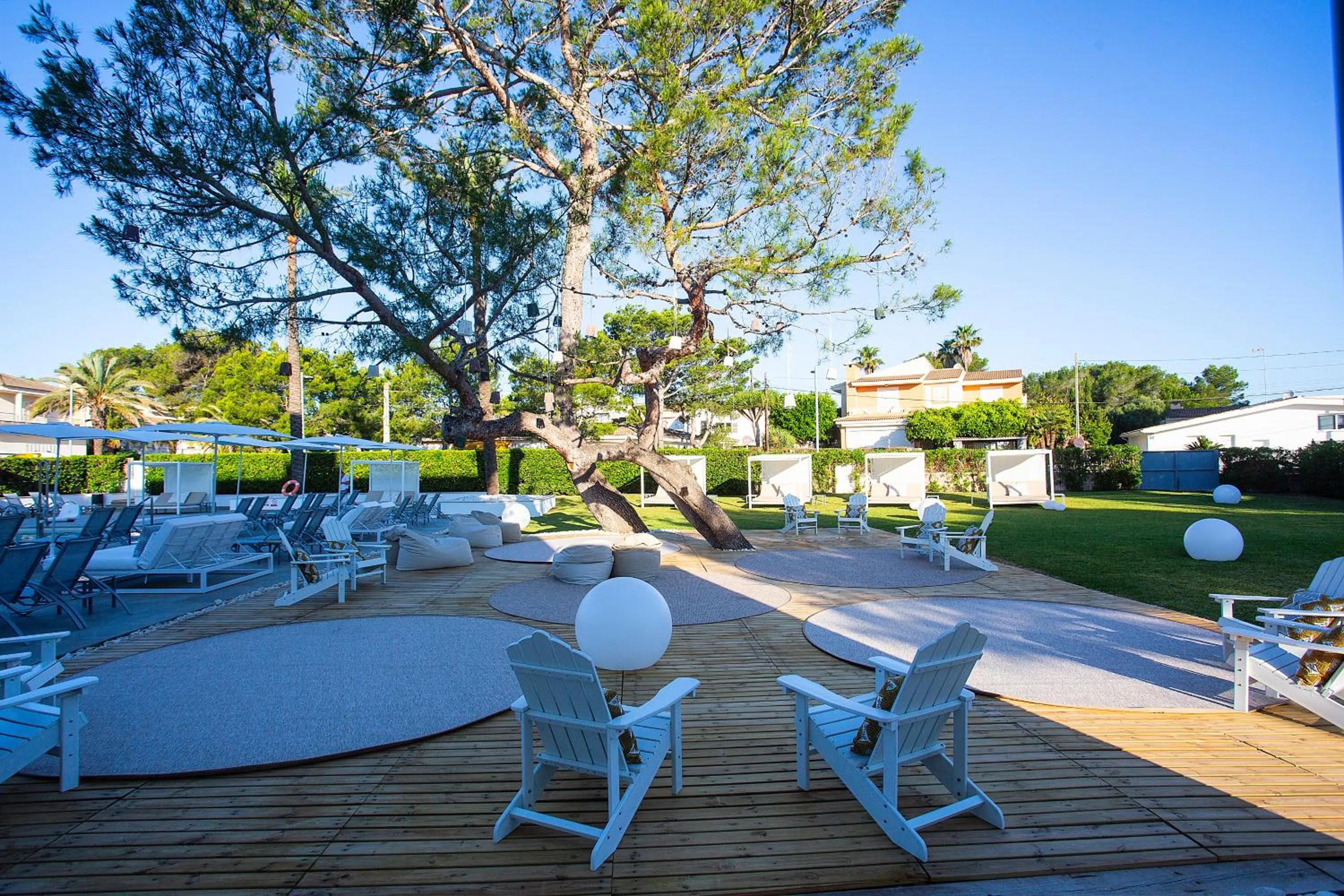 Garden in BQ Sarah -Adults Only