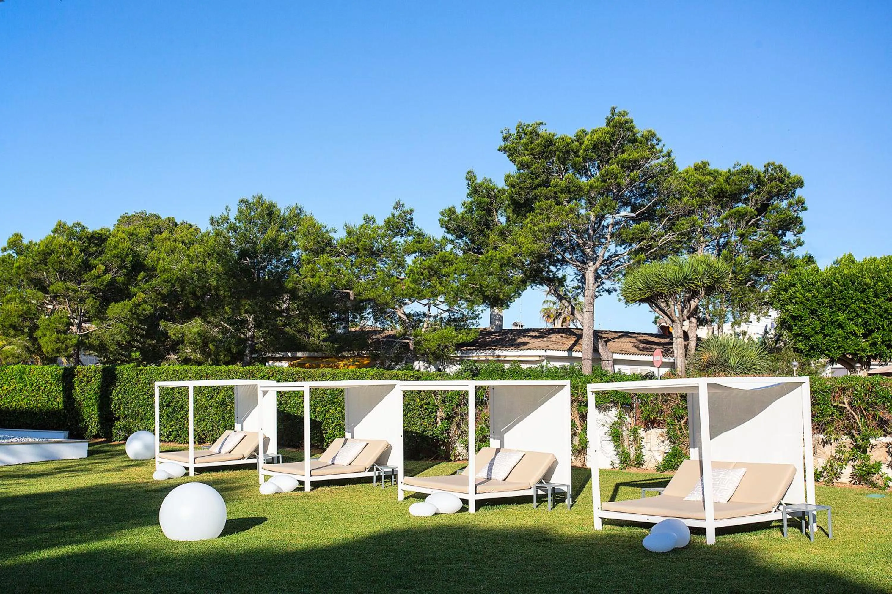 Garden in BQ Sarah -Adults Only