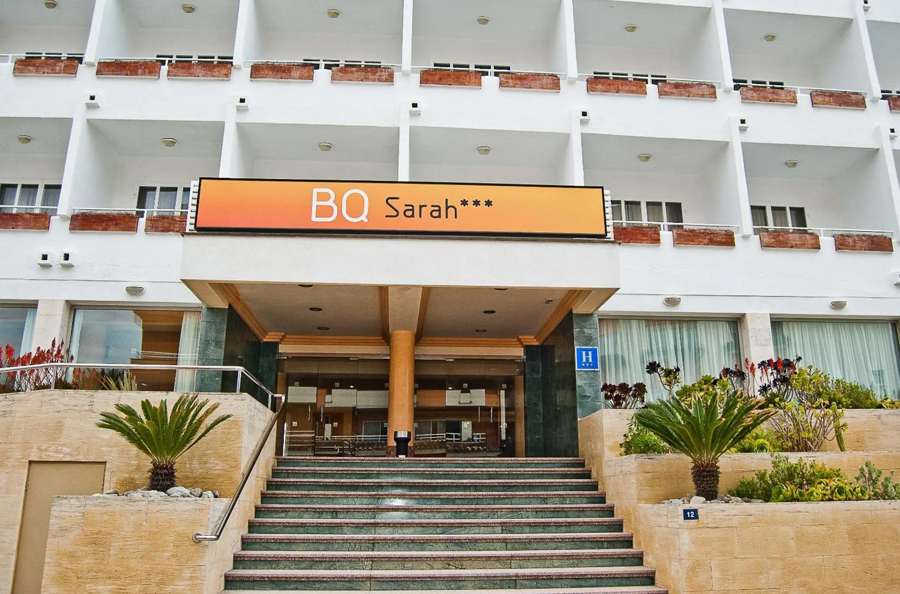 Facade/entrance in BQ Sarah -Adults Only Facade/entrance in BQ Sarah -Adults Only