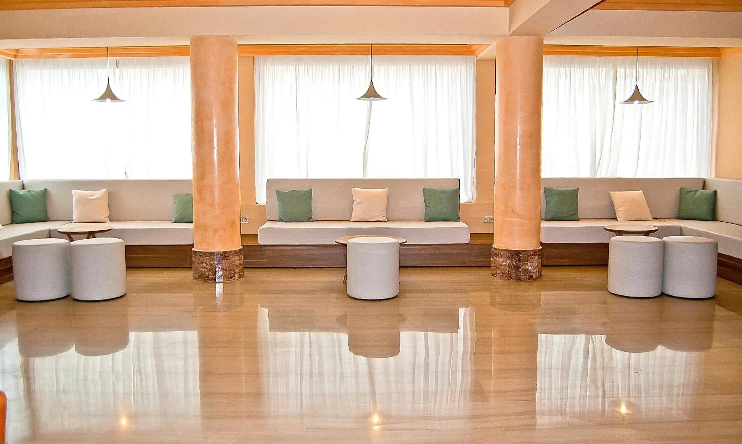 Lobby or reception in BQ Sarah -Adults Only Lobby or reception in BQ Sarah -Adults Only