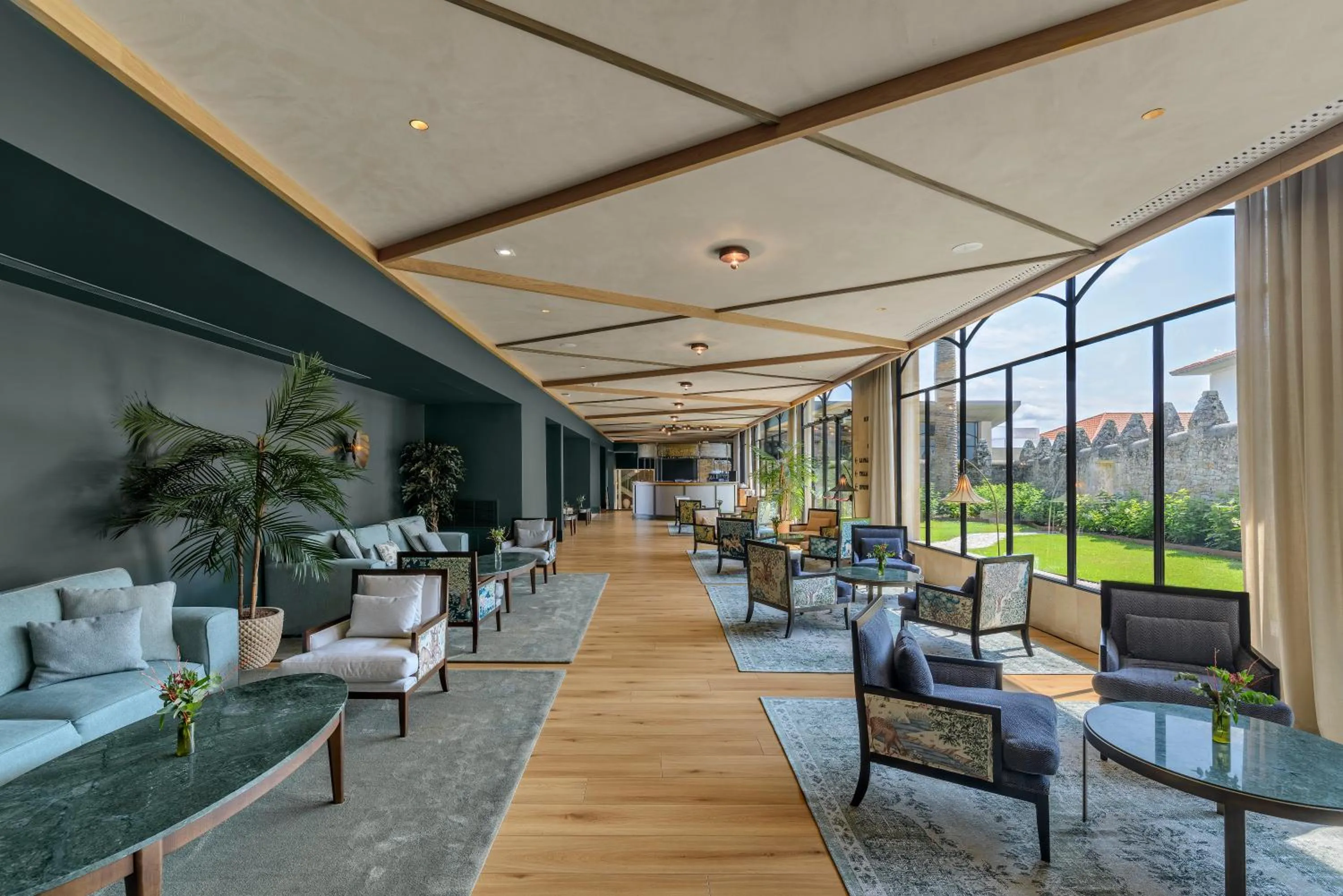 Area and facilities in CoolRooms Palacio de Luces