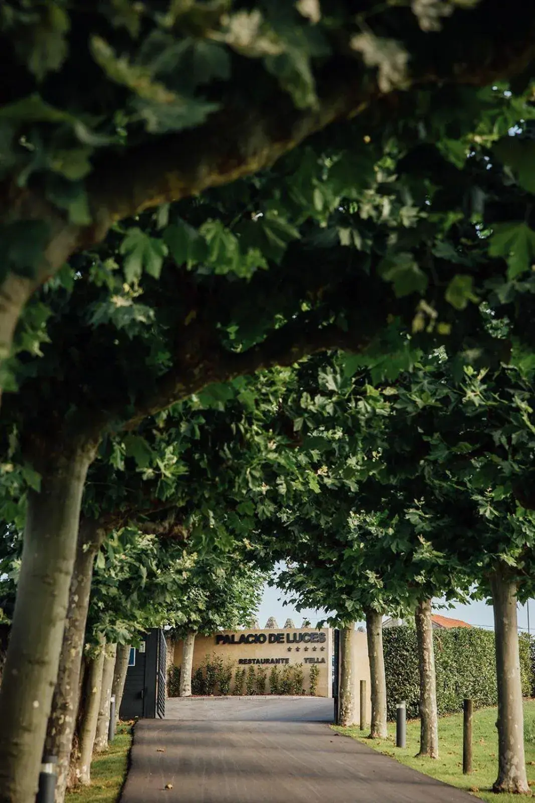 Facade/entrance in CoolRooms Palacio de Luces Facade/entrance in CoolRooms Palacio de Luces